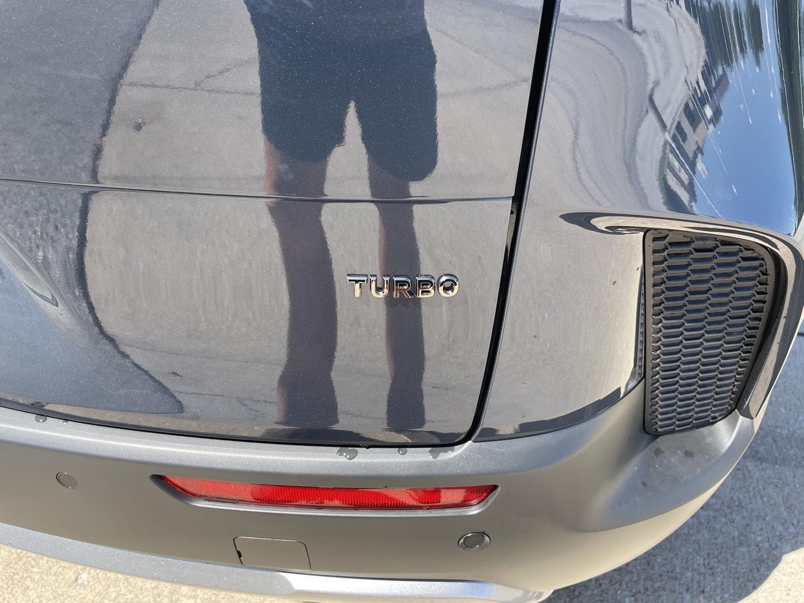 Vehicle photo 41