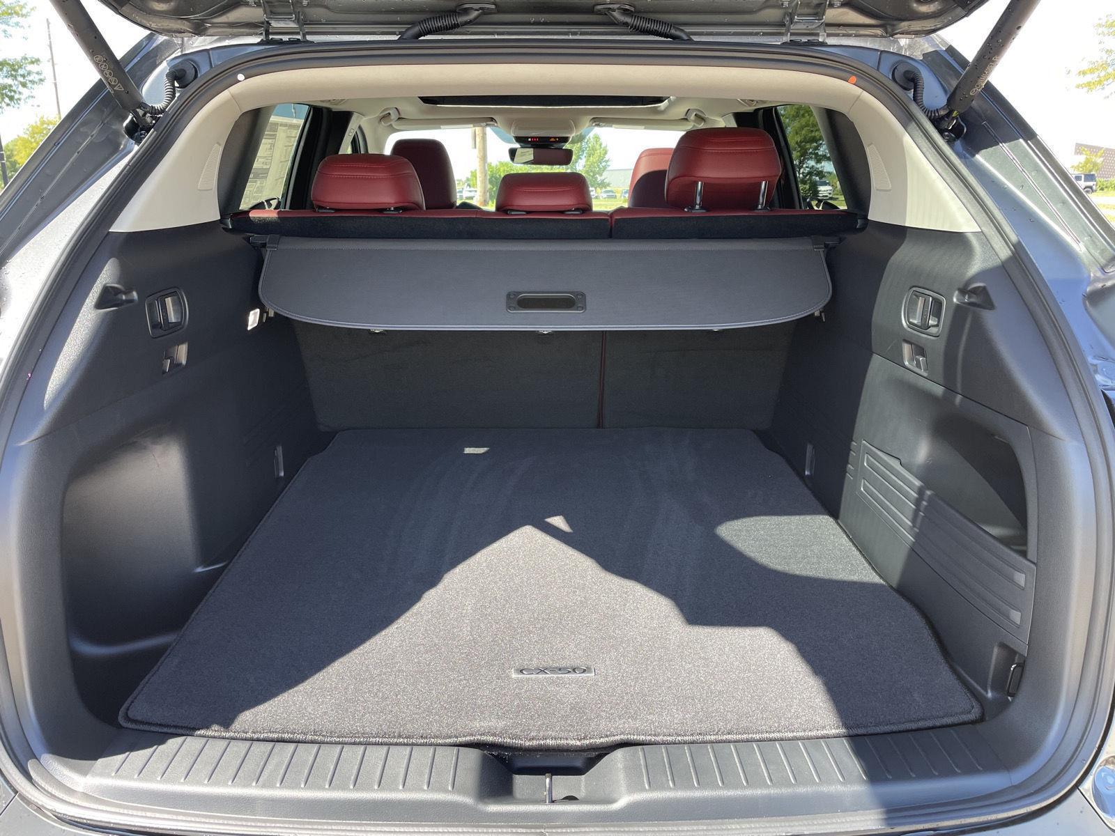 Vehicle photo 35