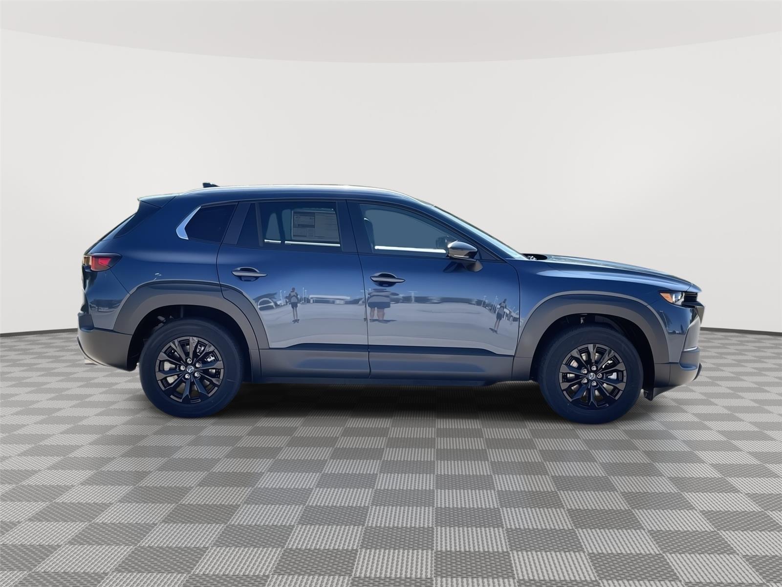 Vehicle photo 6
