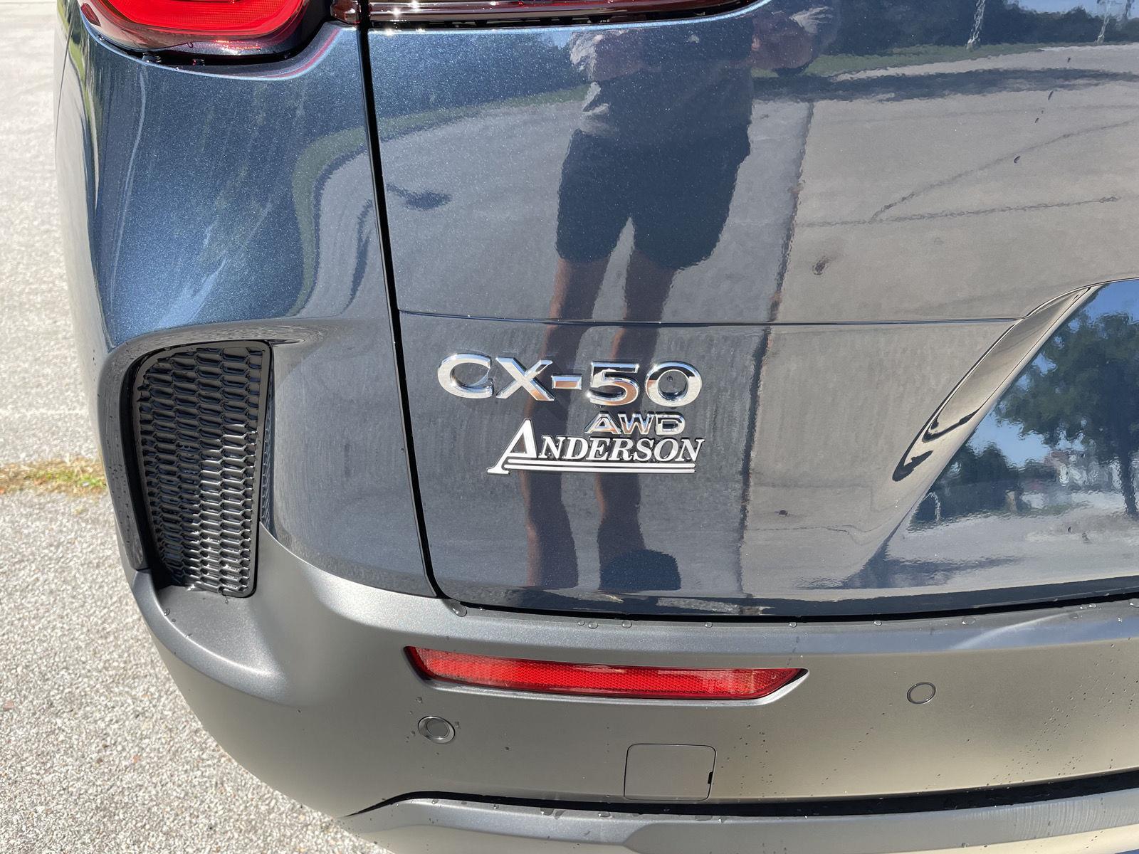 Vehicle photo 36