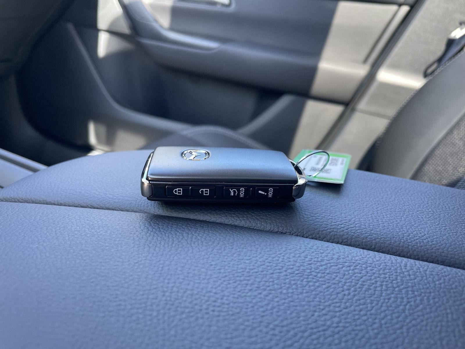 Vehicle photo 38