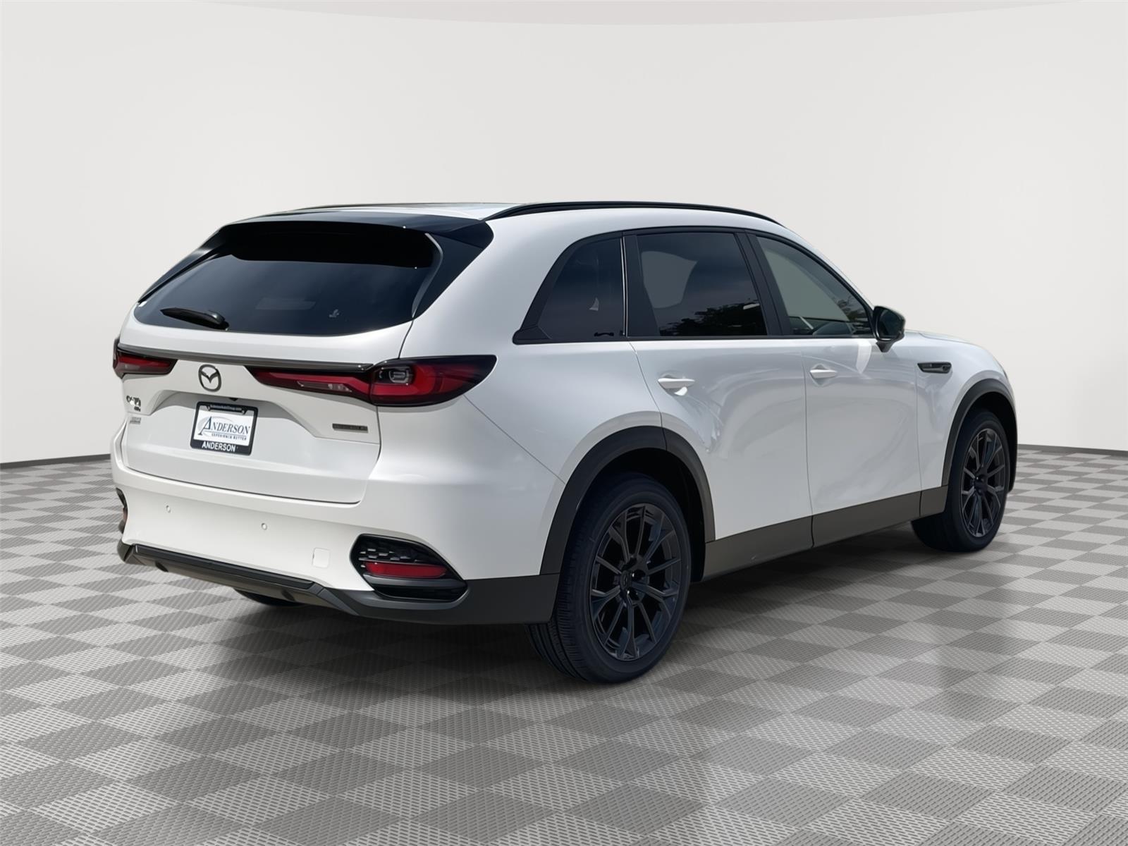 Vehicle photo 7