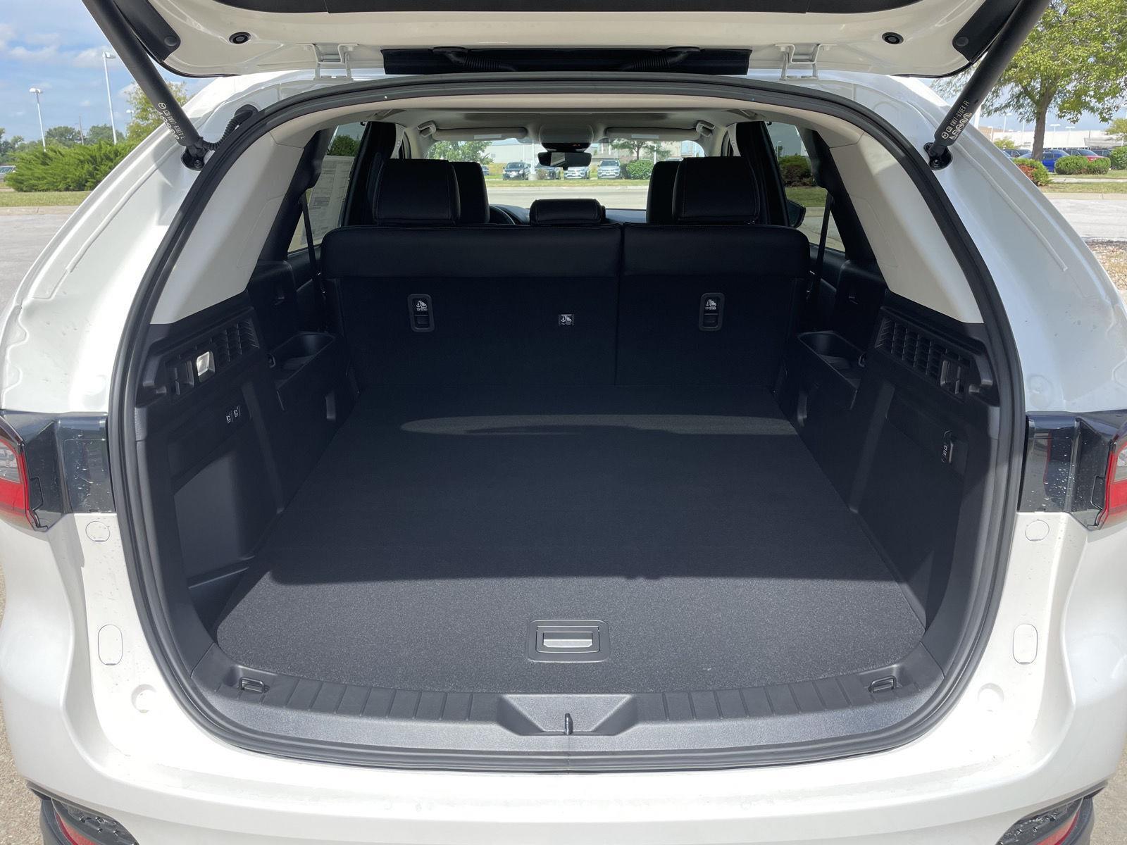 Vehicle photo 41
