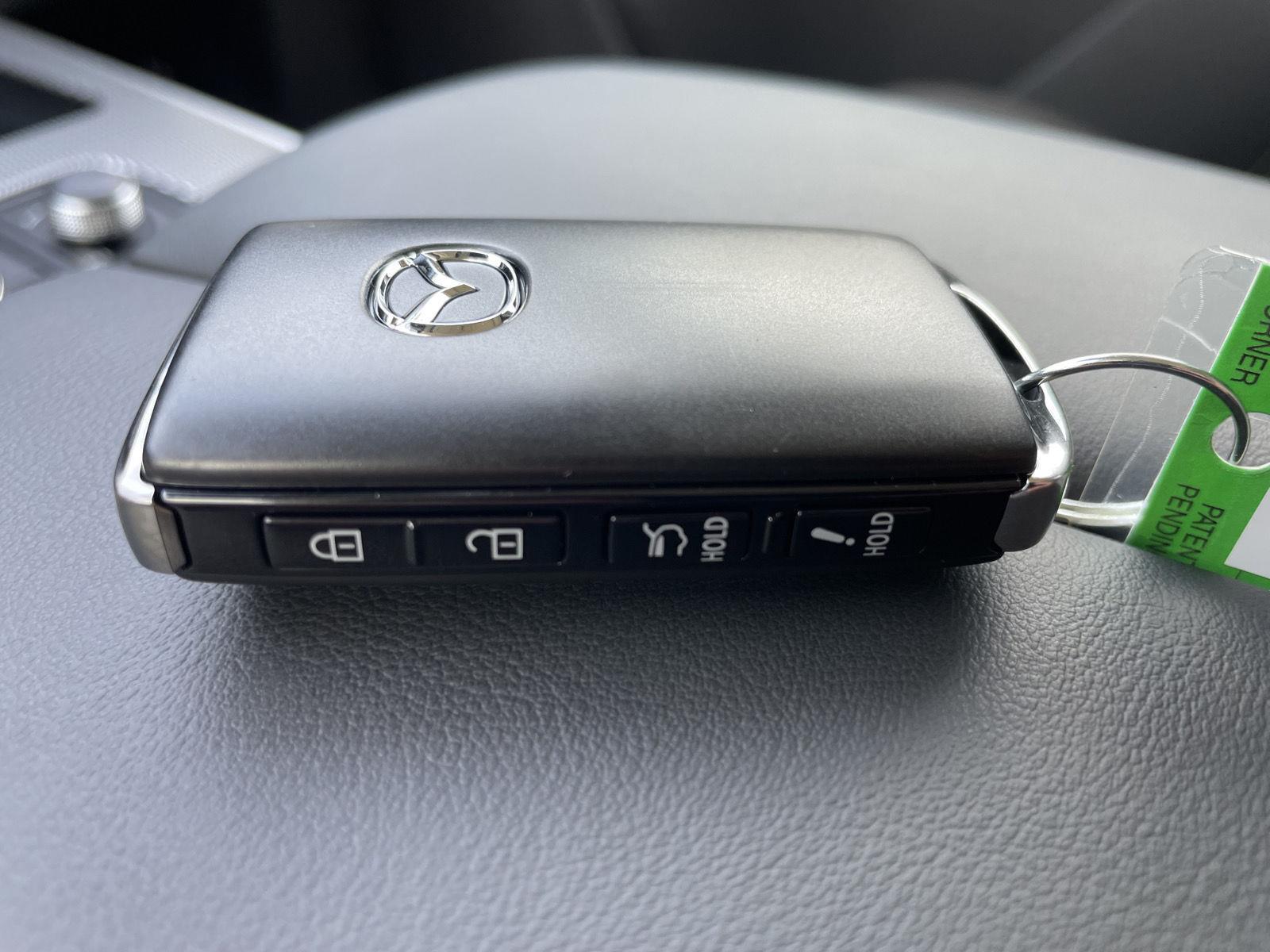 Vehicle photo 43