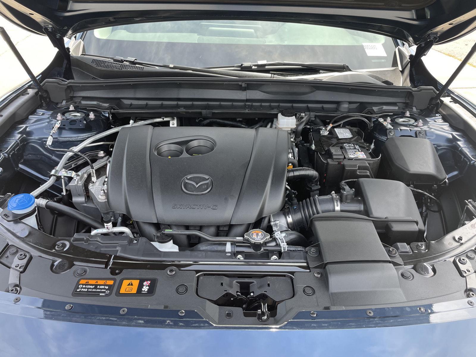 Vehicle photo 37