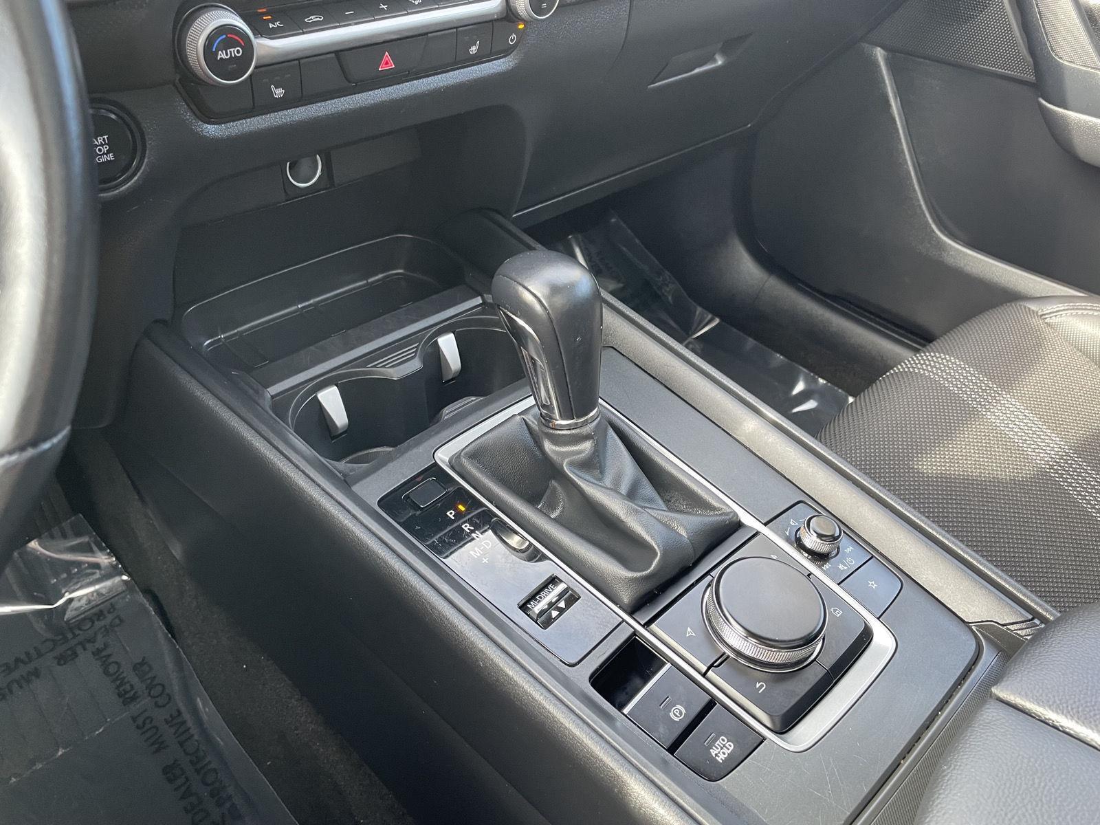 Vehicle photo 27