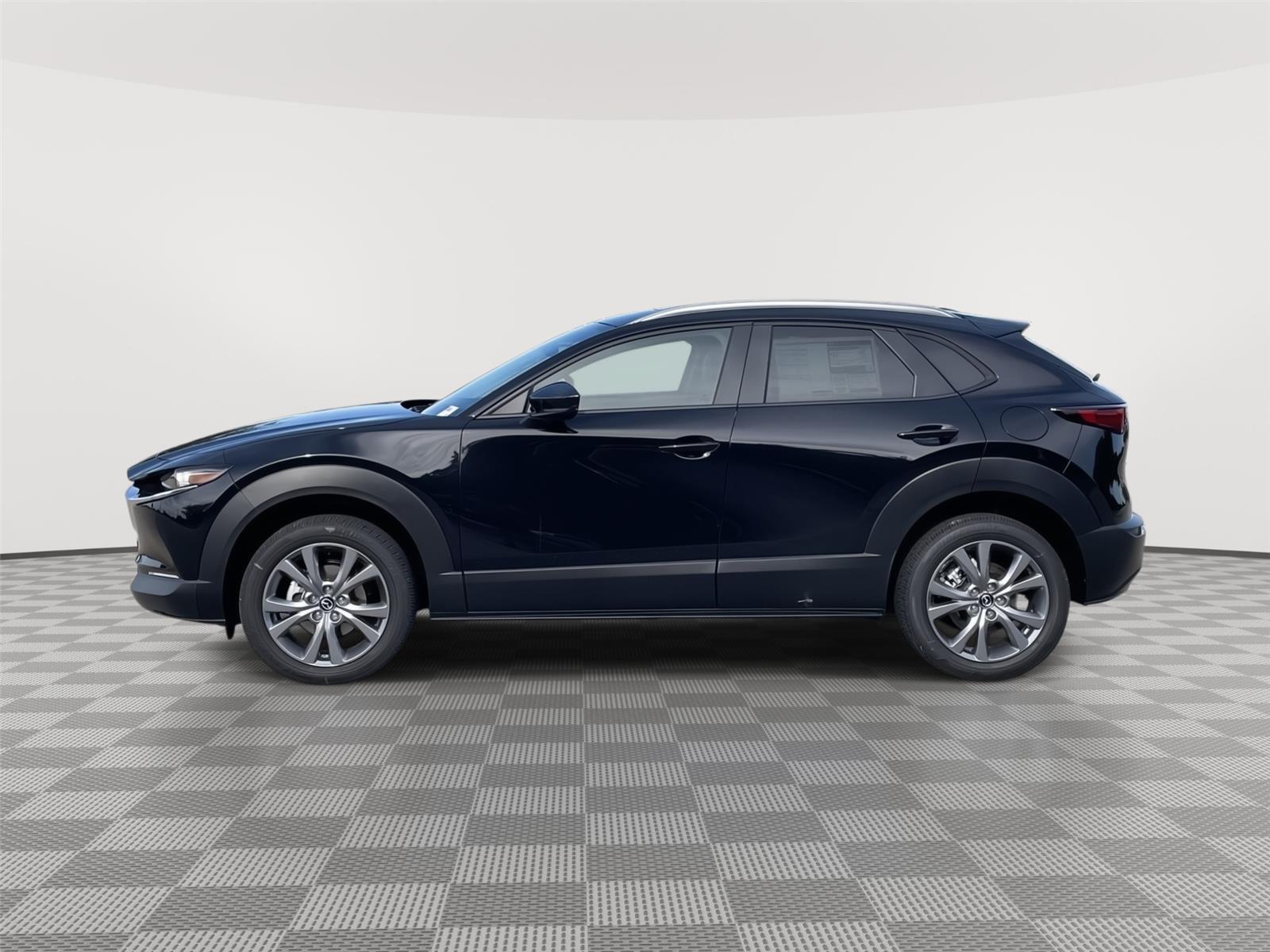 Vehicle photo 2