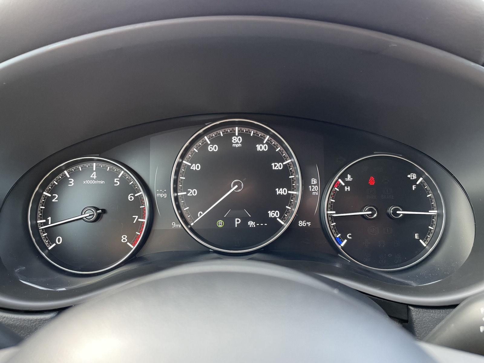 Vehicle photo 14