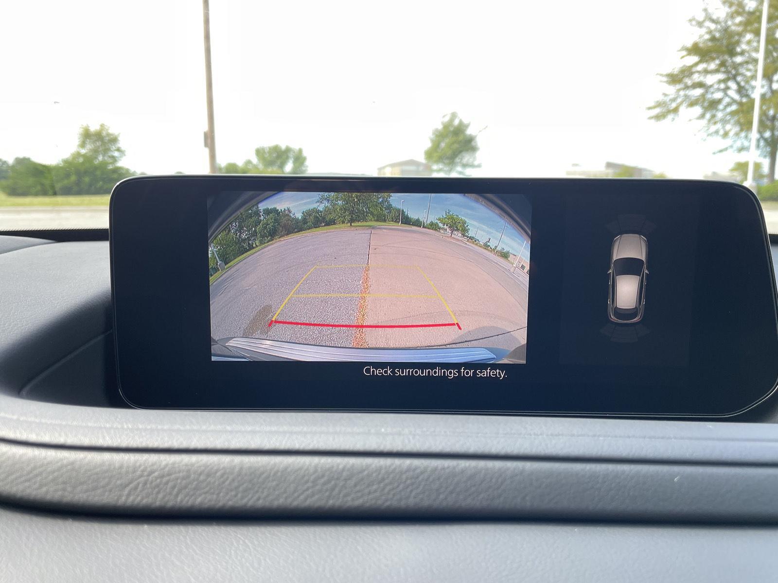 Vehicle photo 22