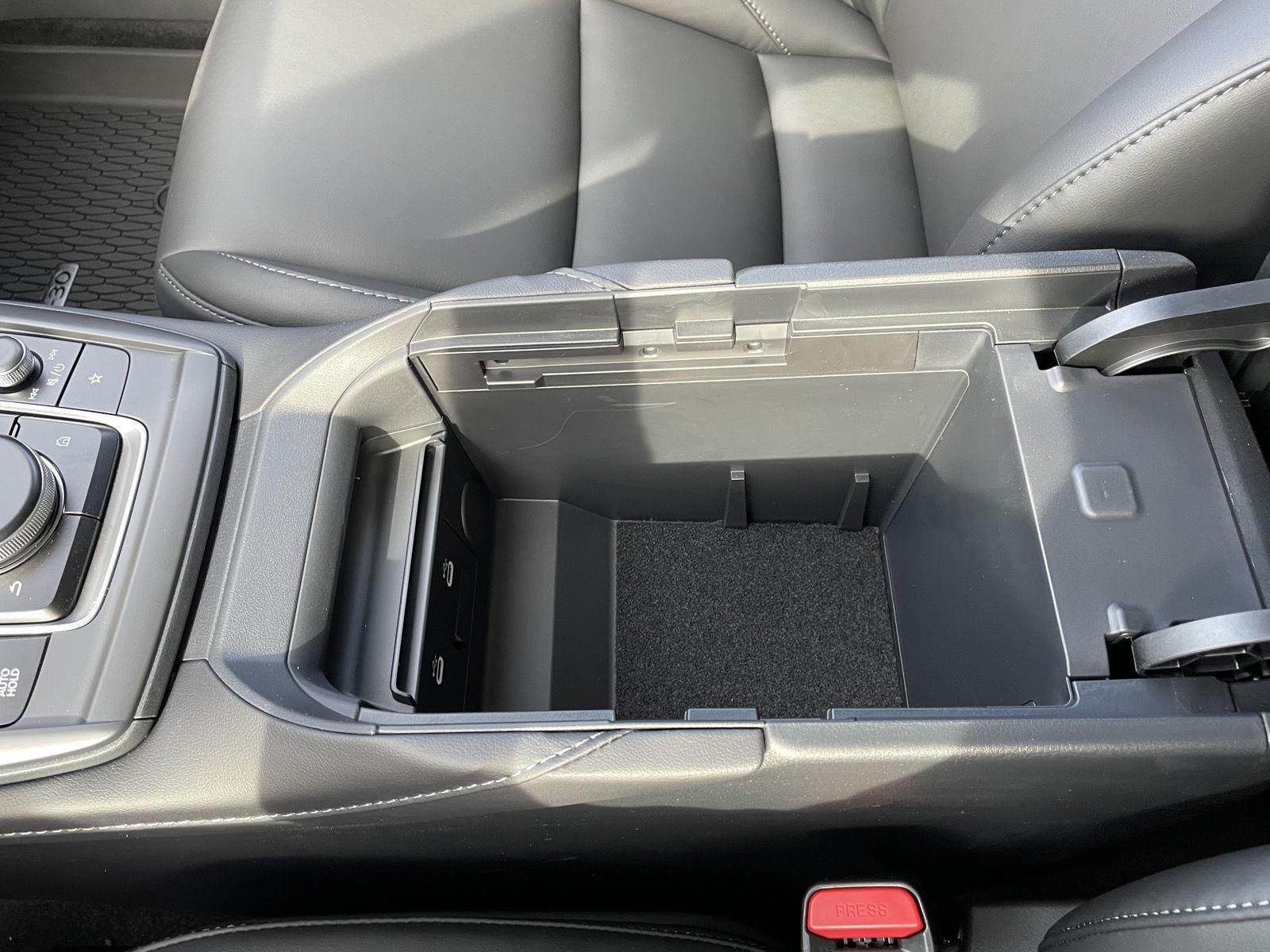 Vehicle photo 29