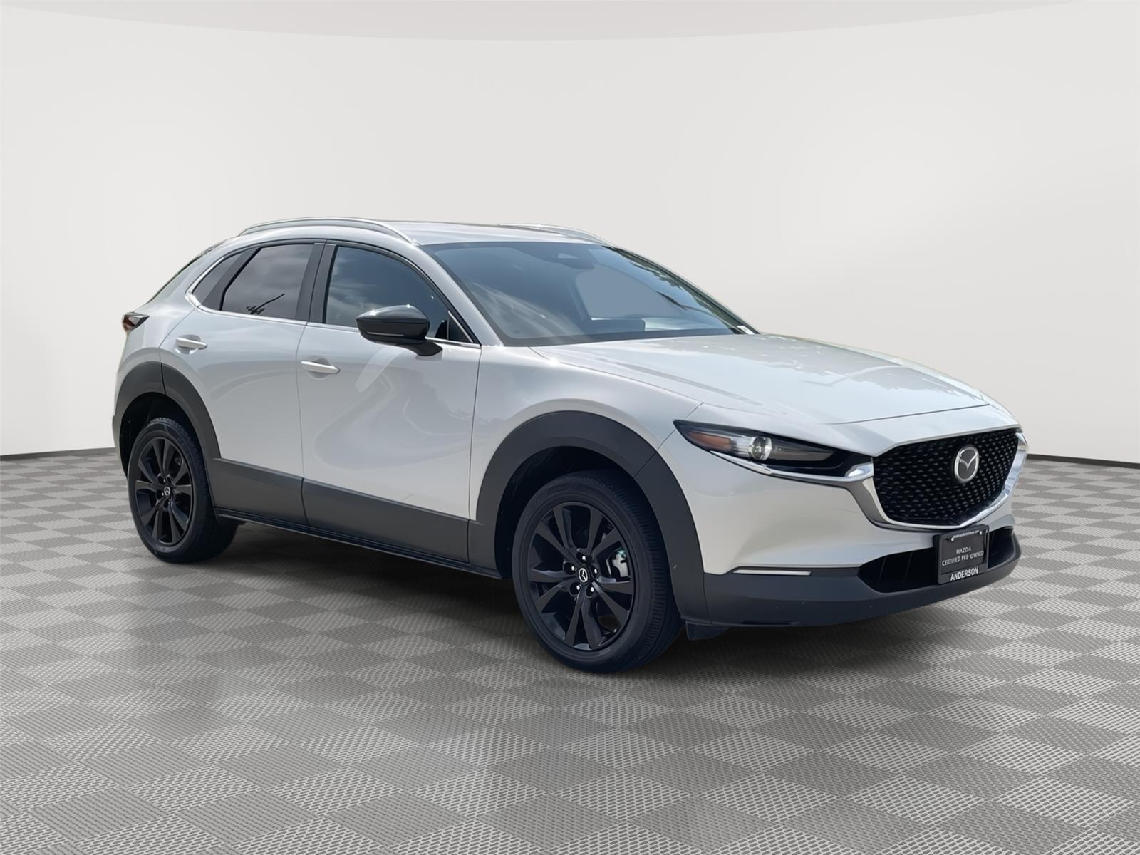 Vehicle photo 5