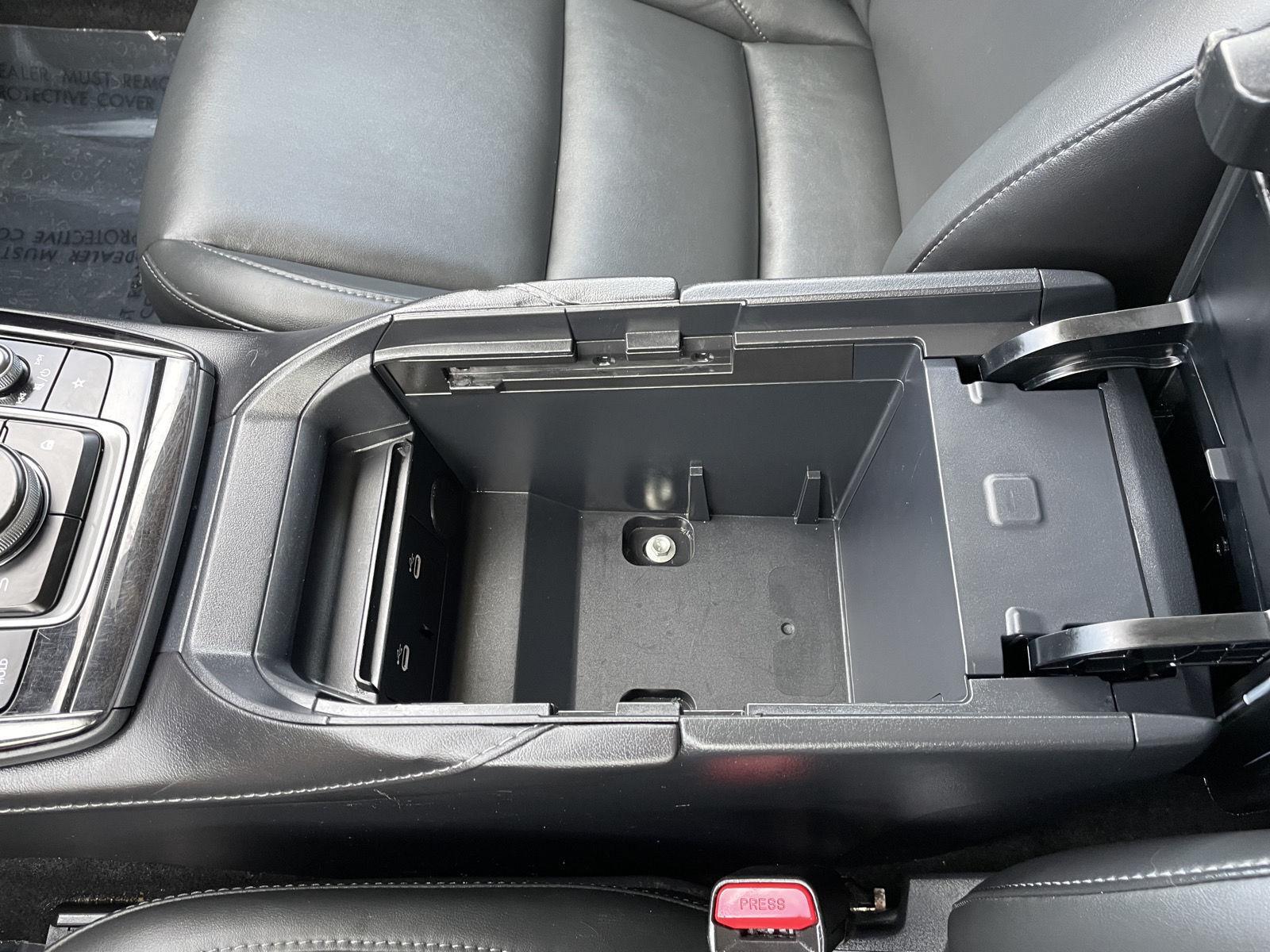 Vehicle photo 27