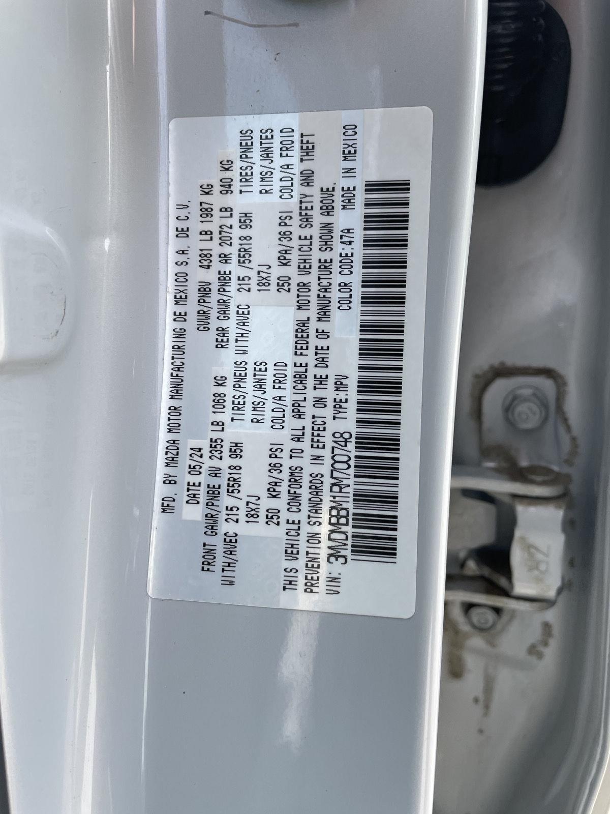 Vehicle photo 28