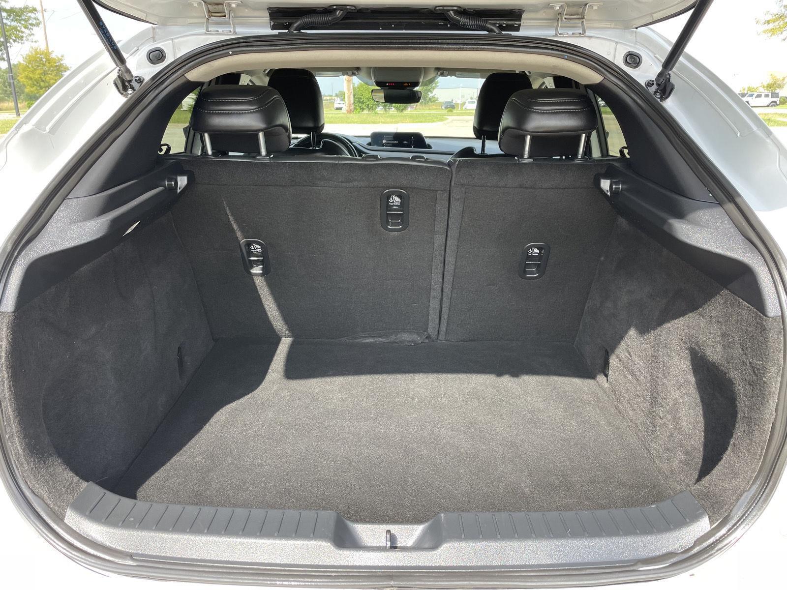 Vehicle photo 31