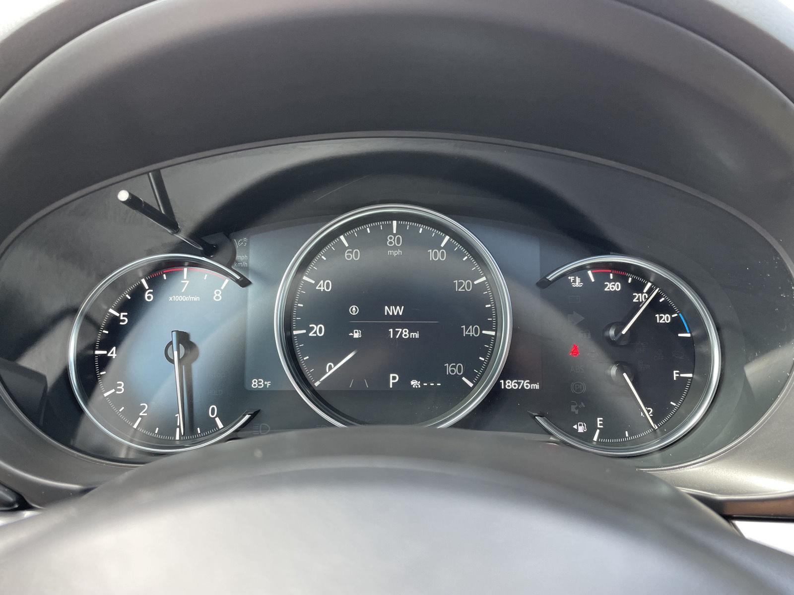 Vehicle photo 15