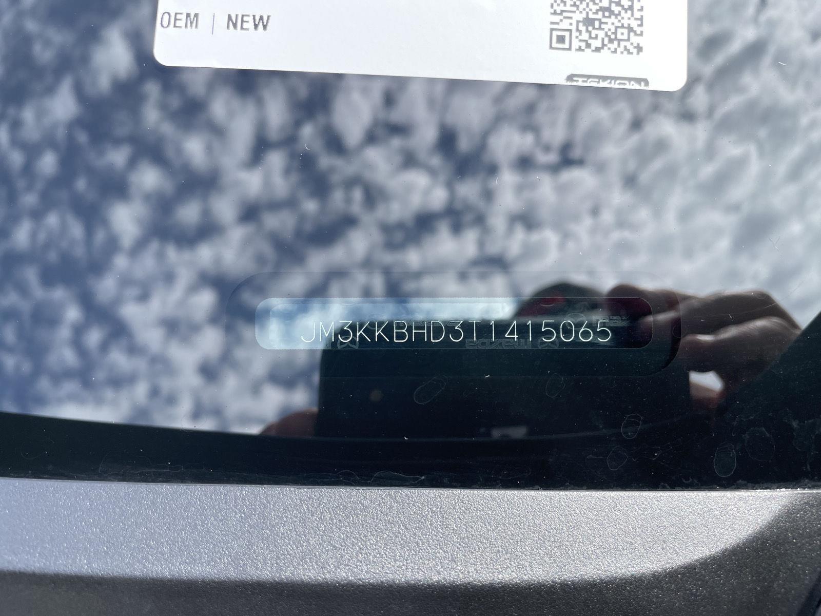 Vehicle photo 34