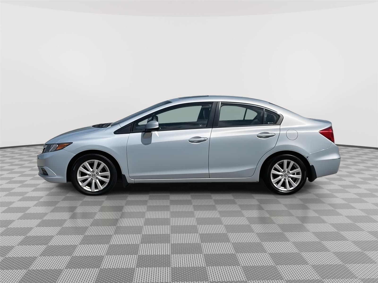 Used 2012 Honda Civic EX-L with VIN 2HGFB2F93CH566810 for sale in Kansas City
