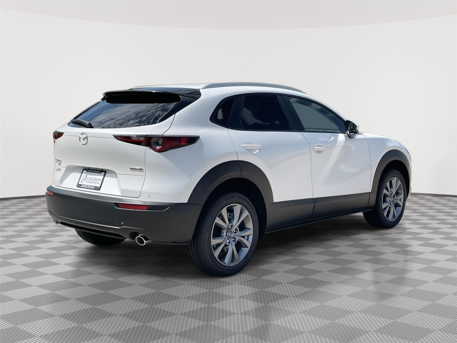 Vehicle photo 7