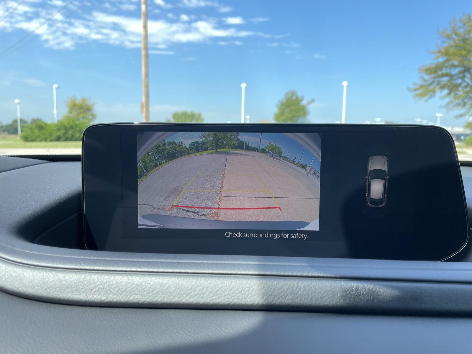 Vehicle photo 22