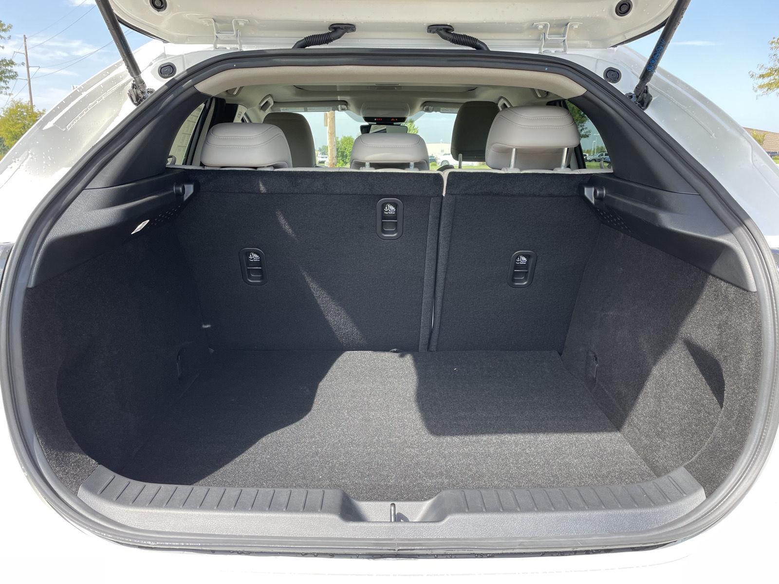 Vehicle photo 33