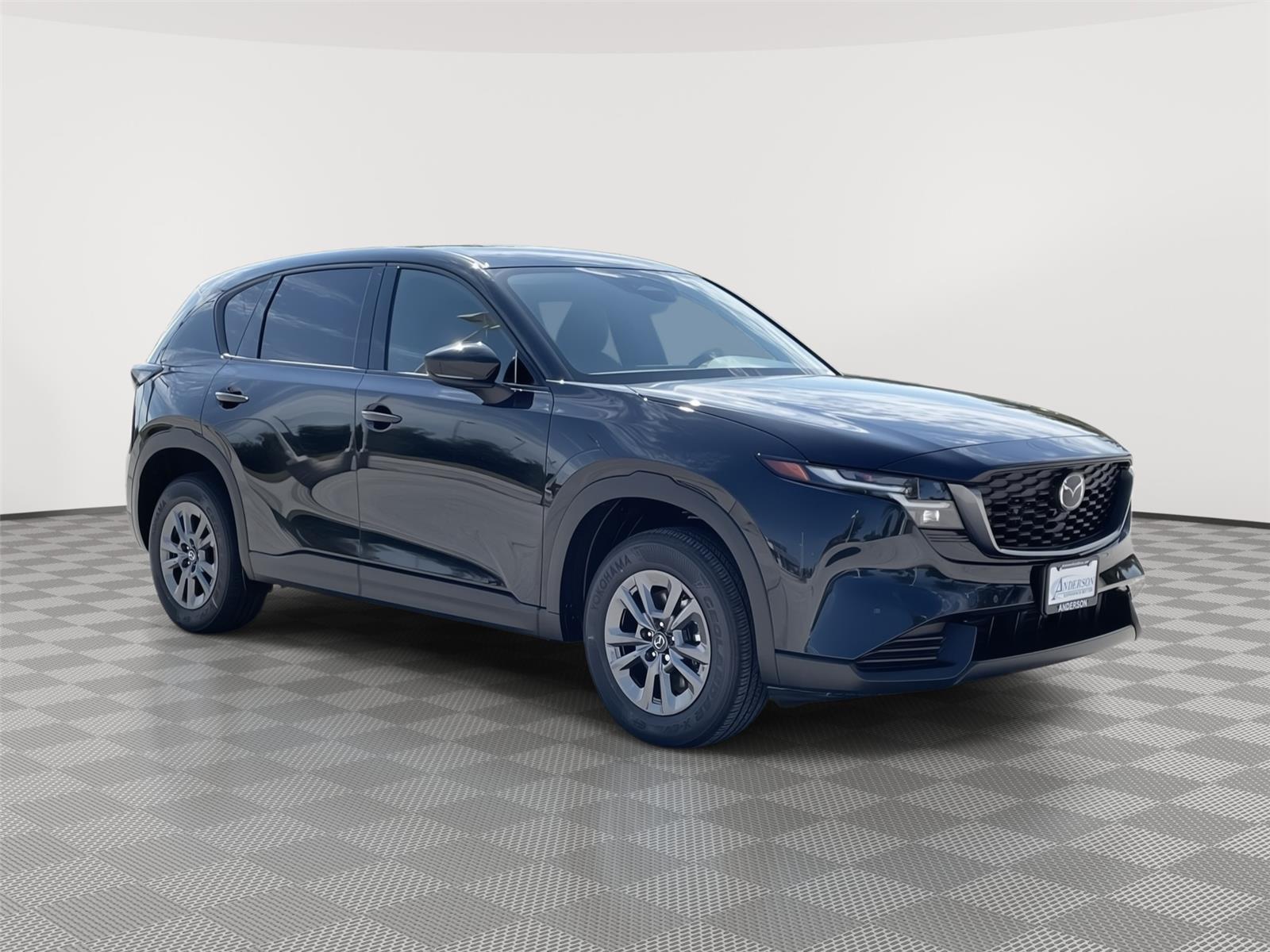 Vehicle photo 5