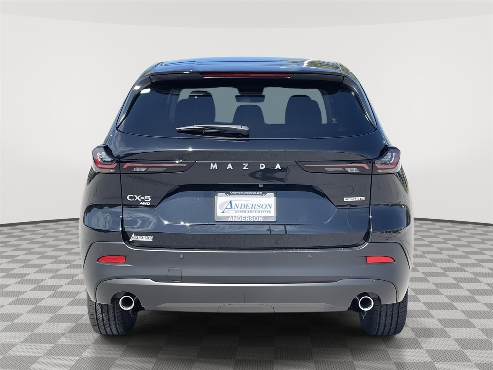 Vehicle photo 8
