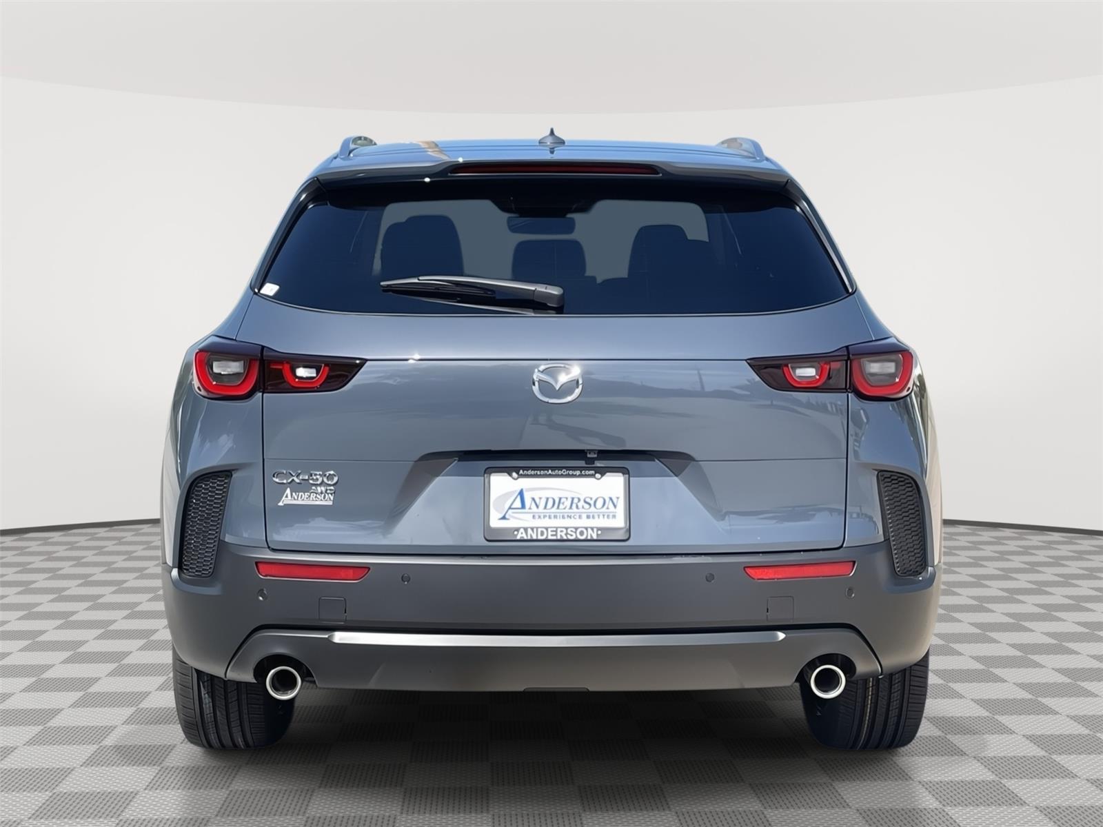 Vehicle photo 8