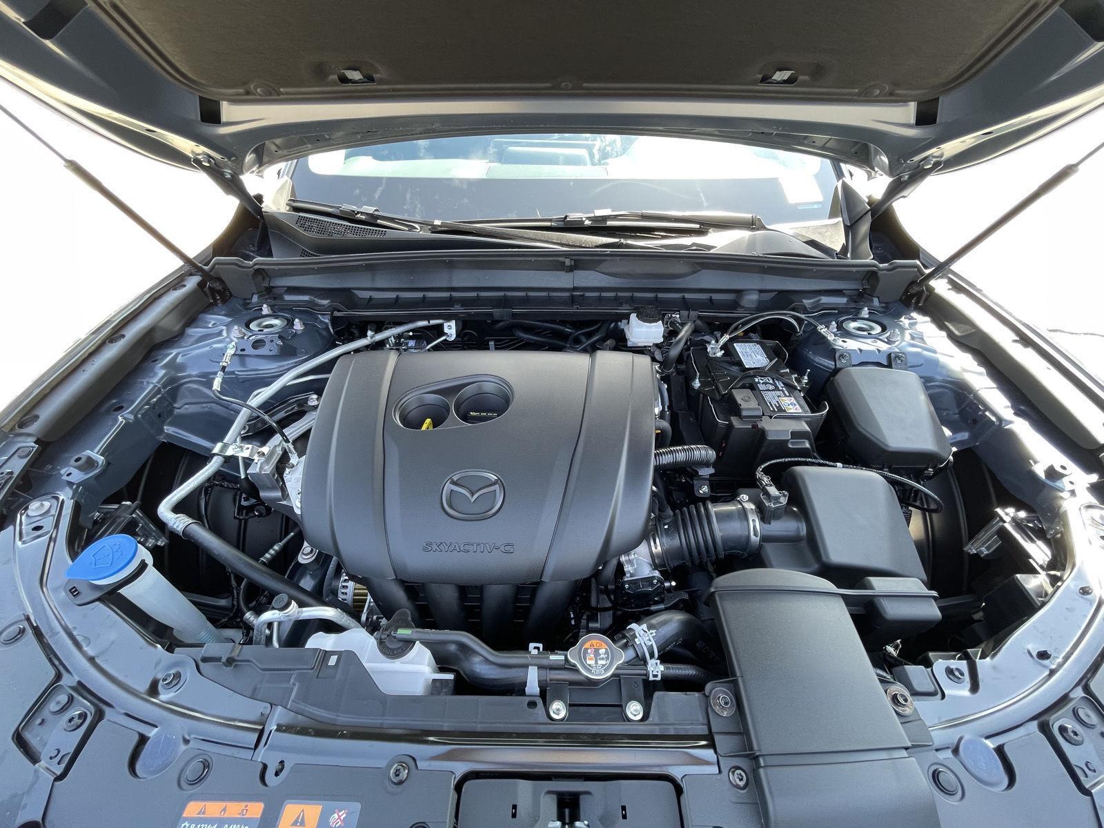 Vehicle photo 34