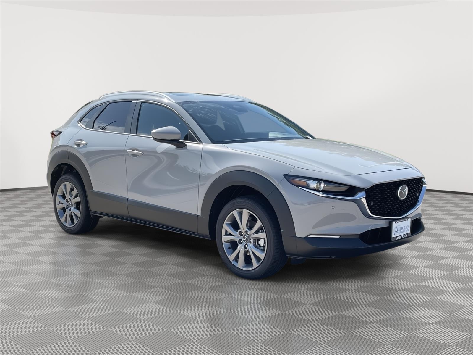 Vehicle photo 5