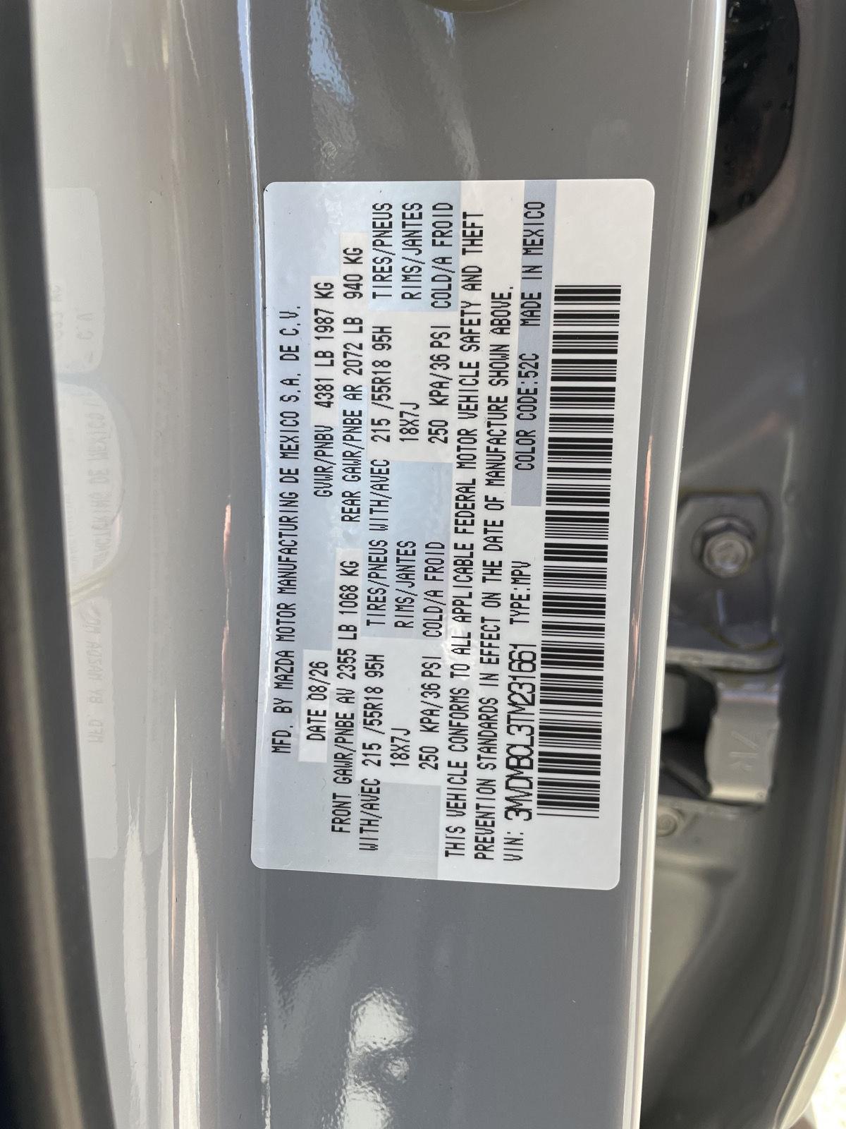 Vehicle photo 30