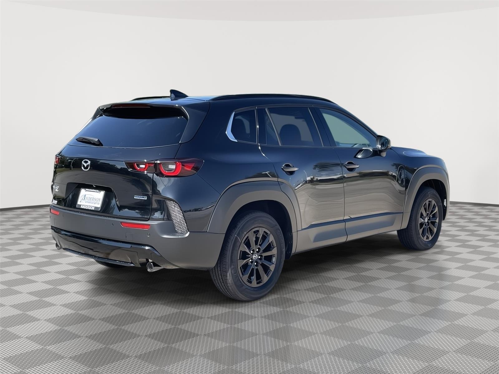 Vehicle photo 7
