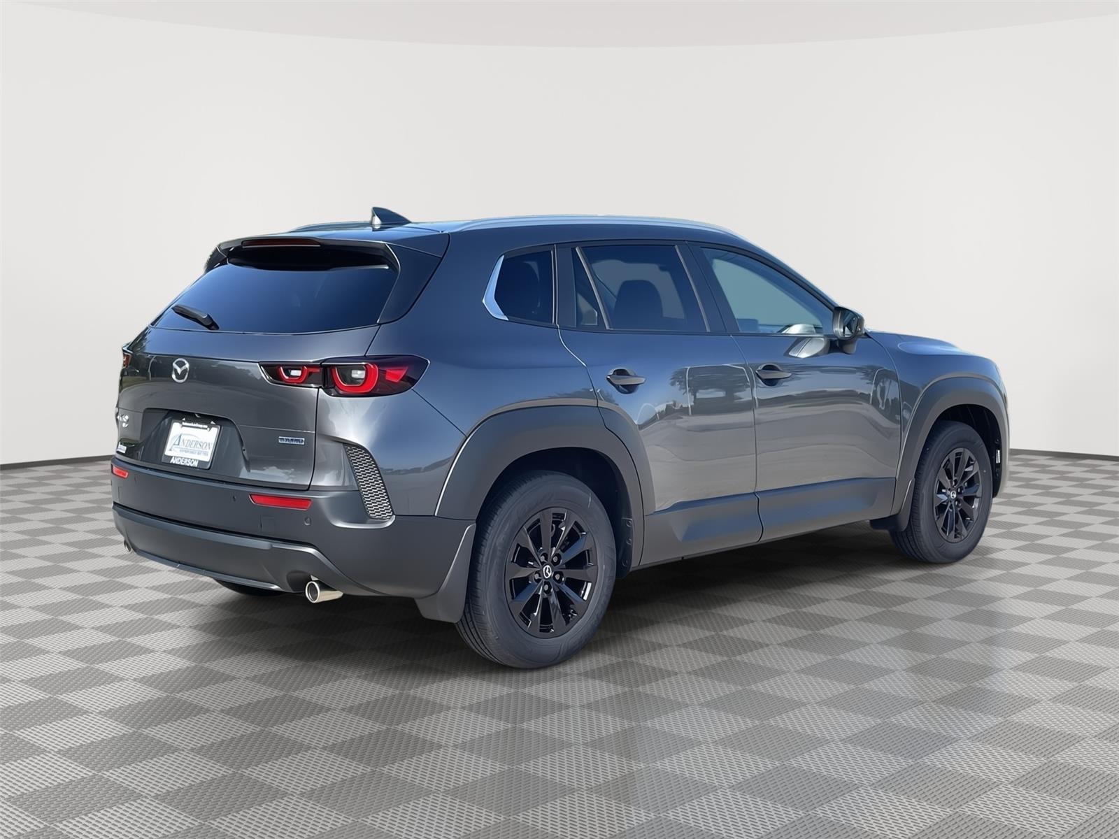 Vehicle photo 7