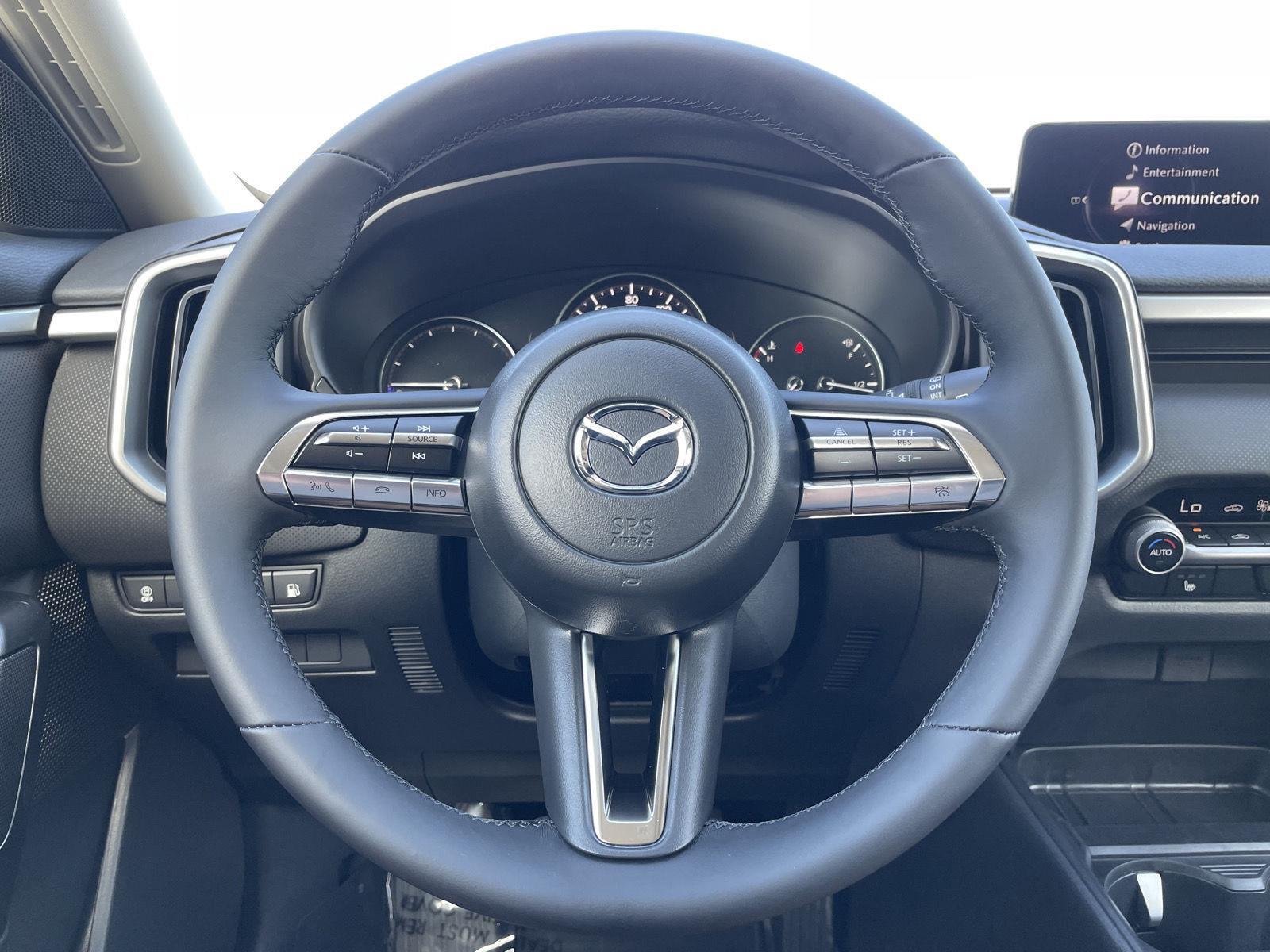 Vehicle photo 11