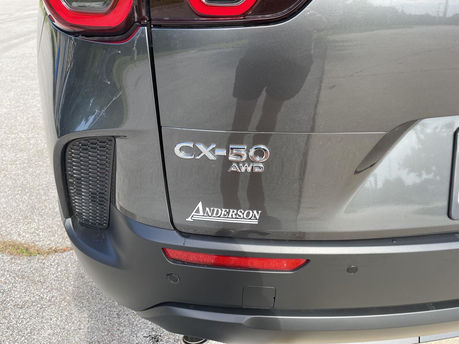 Vehicle photo 36