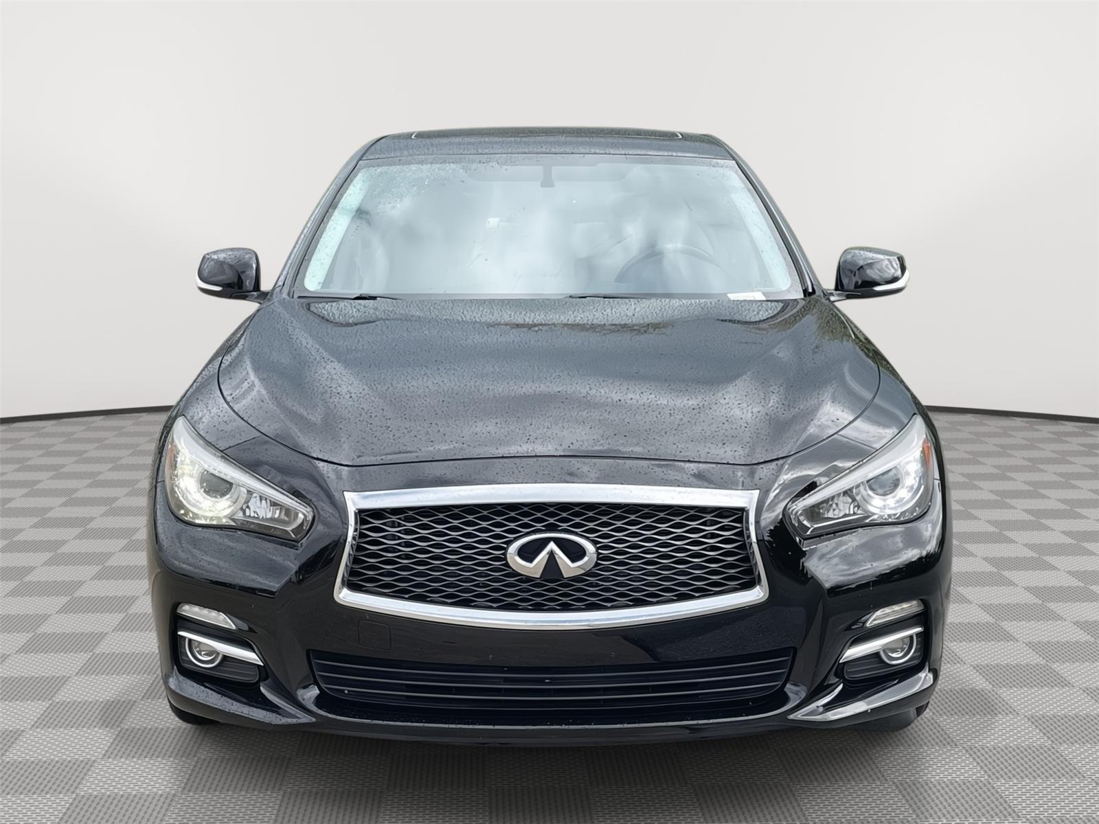 Vehicle photo 4