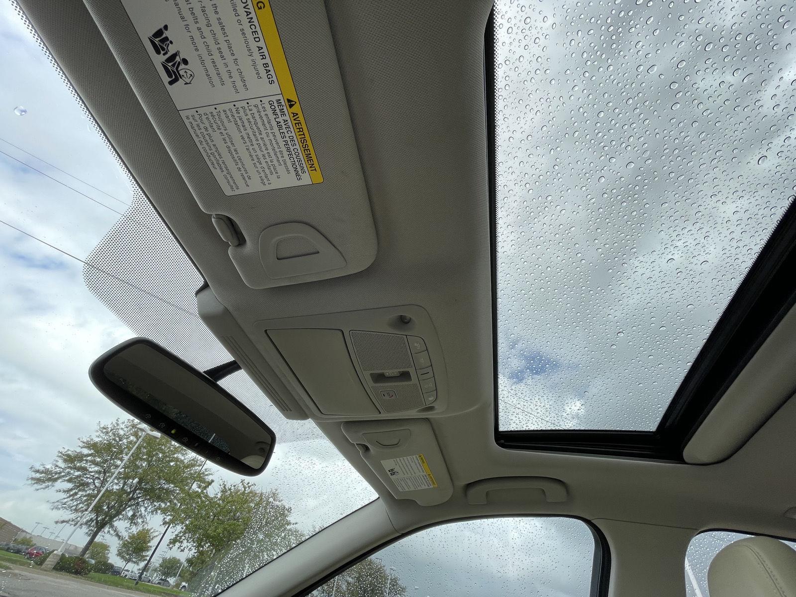 Vehicle photo 21