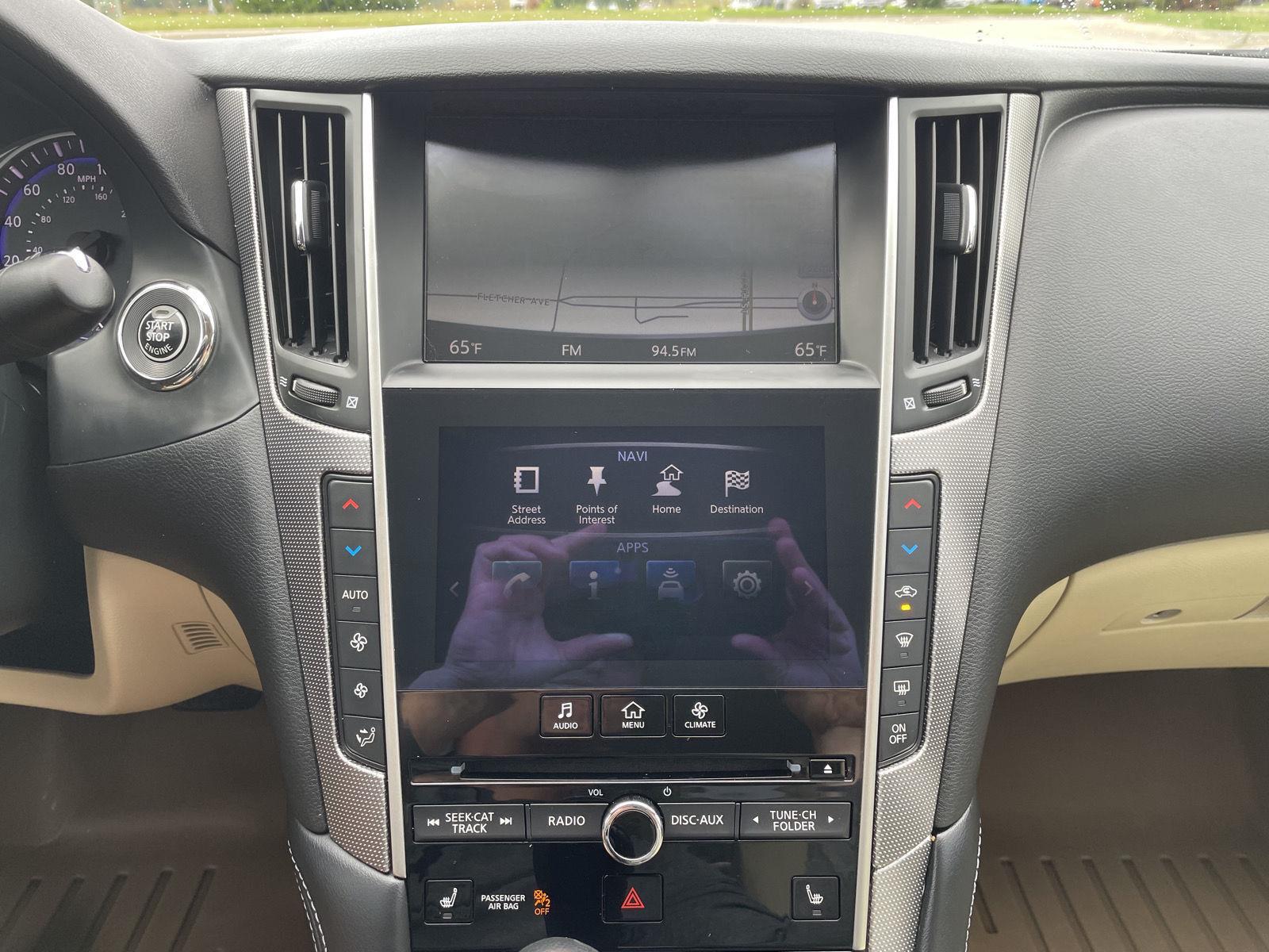 Vehicle photo 22