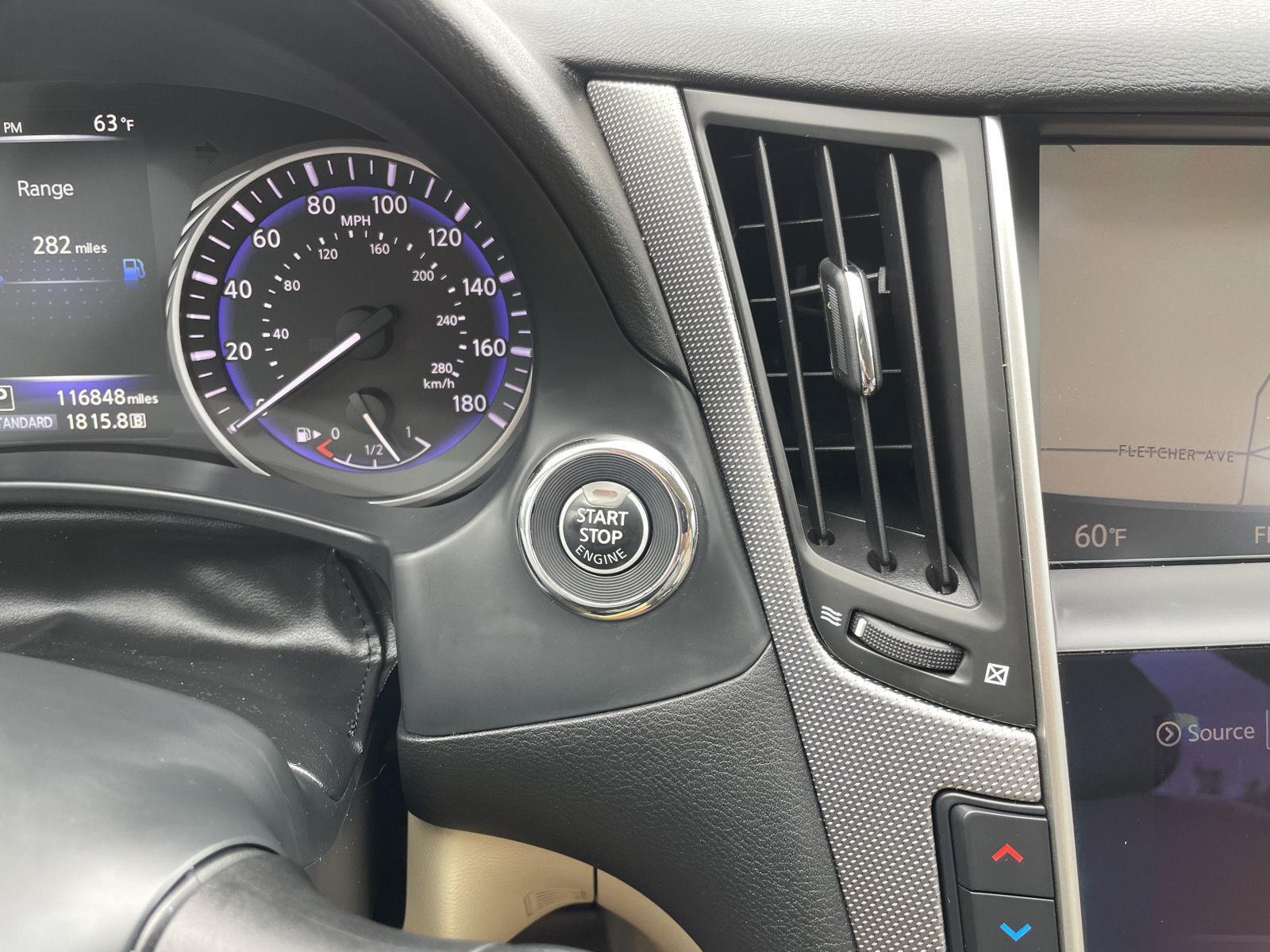 Vehicle photo 25