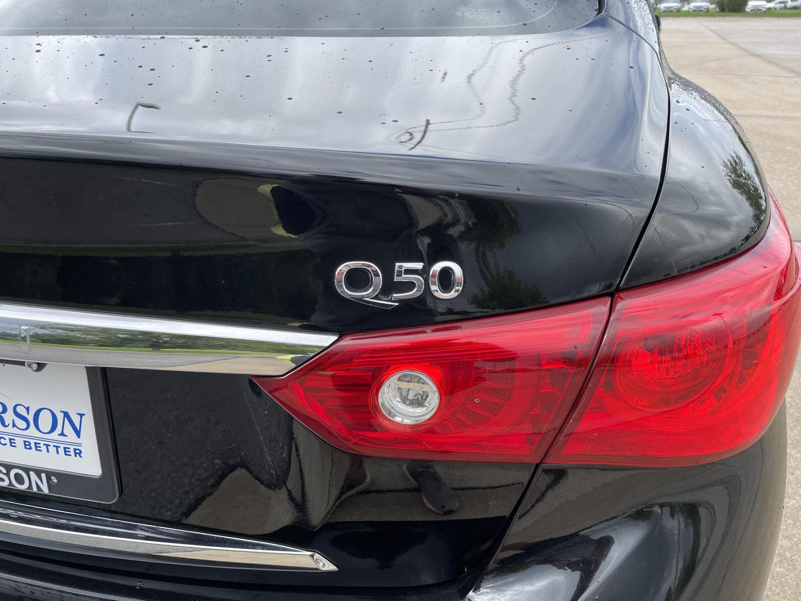 Vehicle photo 35