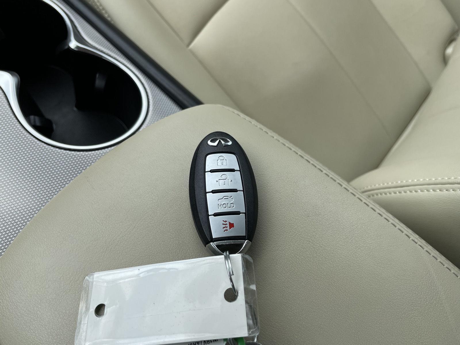 Vehicle photo 36
