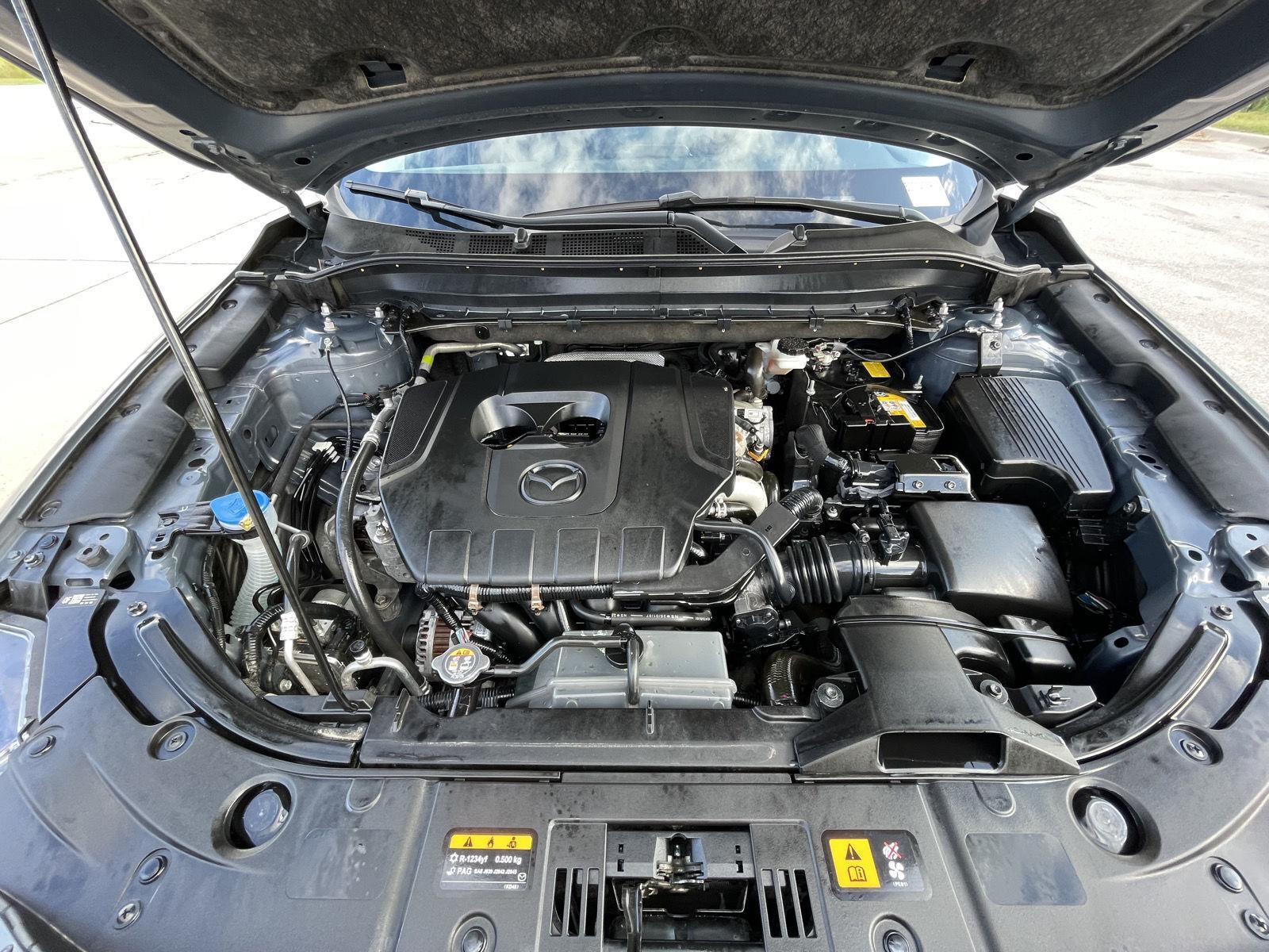 Vehicle photo 32