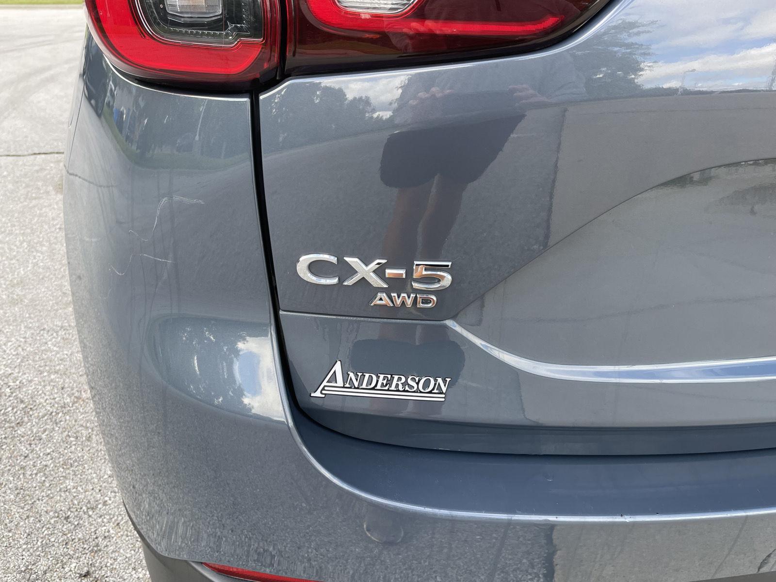 Vehicle photo 35