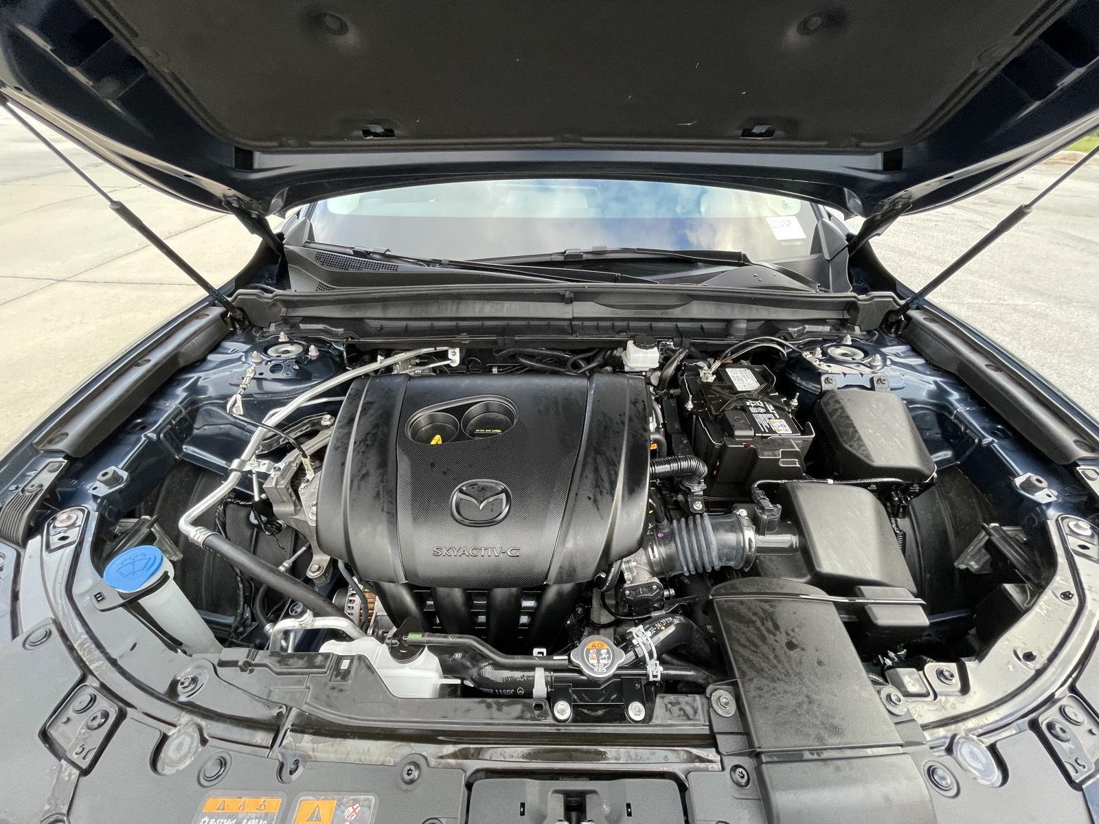 Vehicle photo 33
