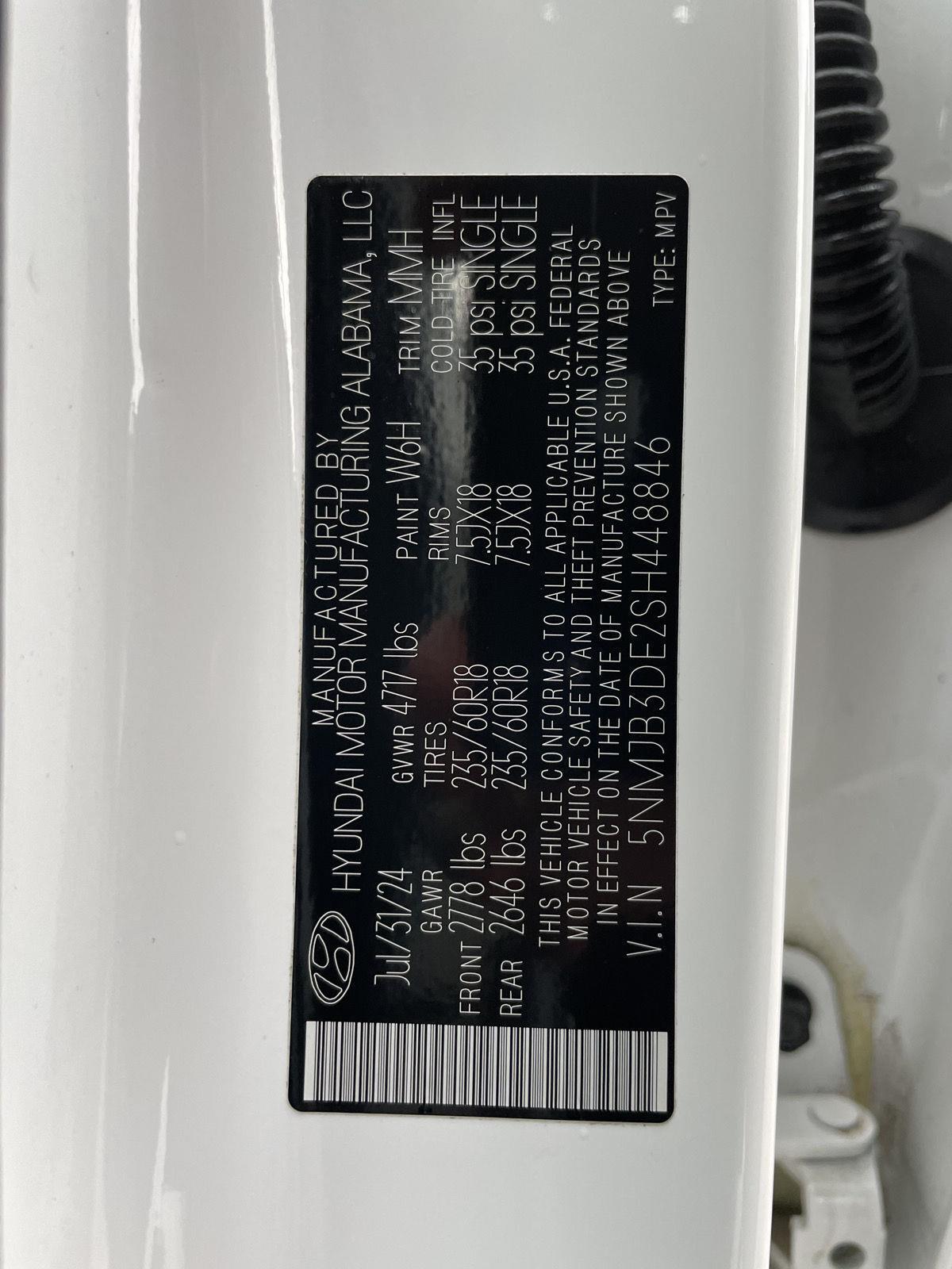 Vehicle photo 31