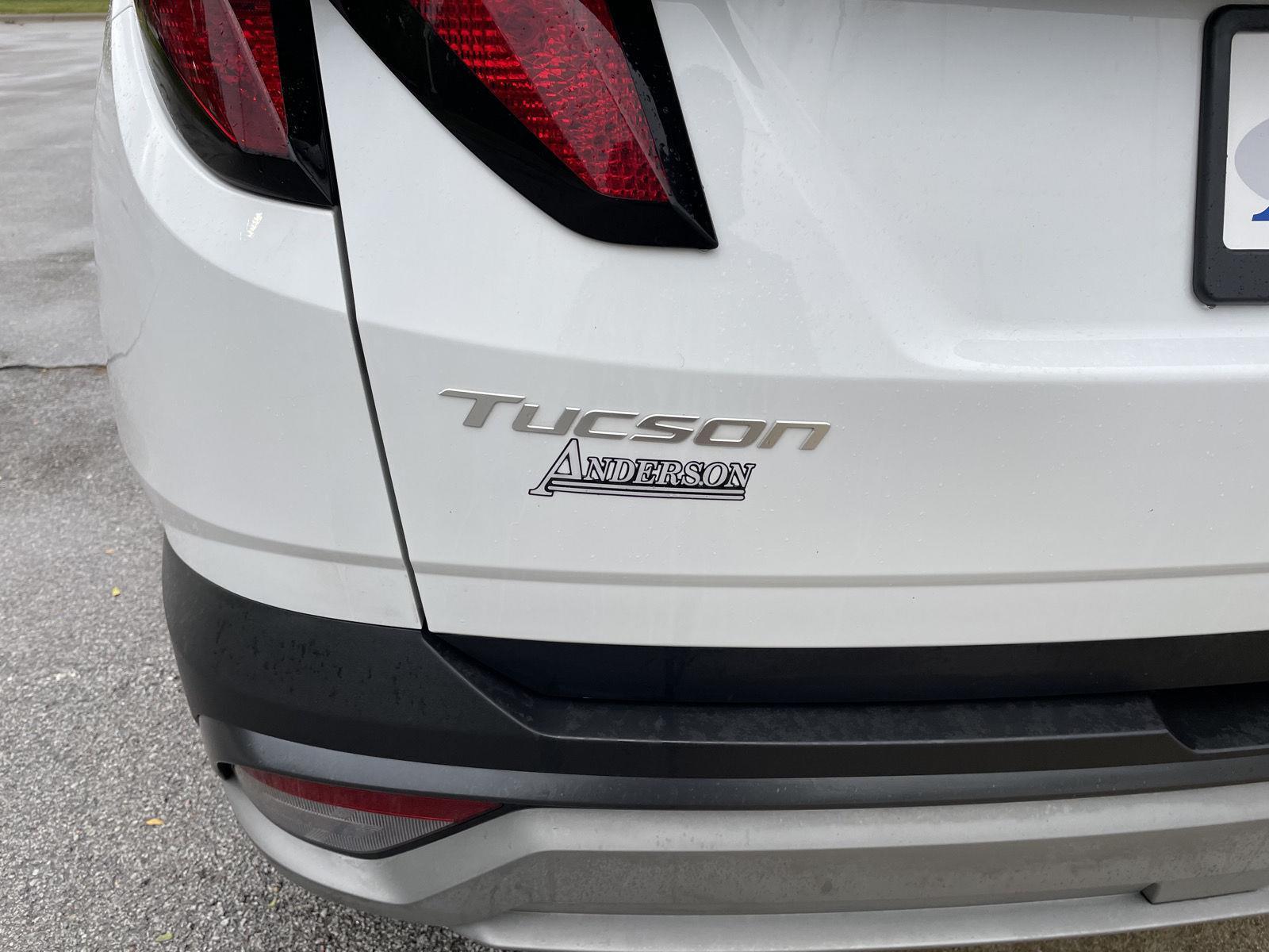 Vehicle photo 36