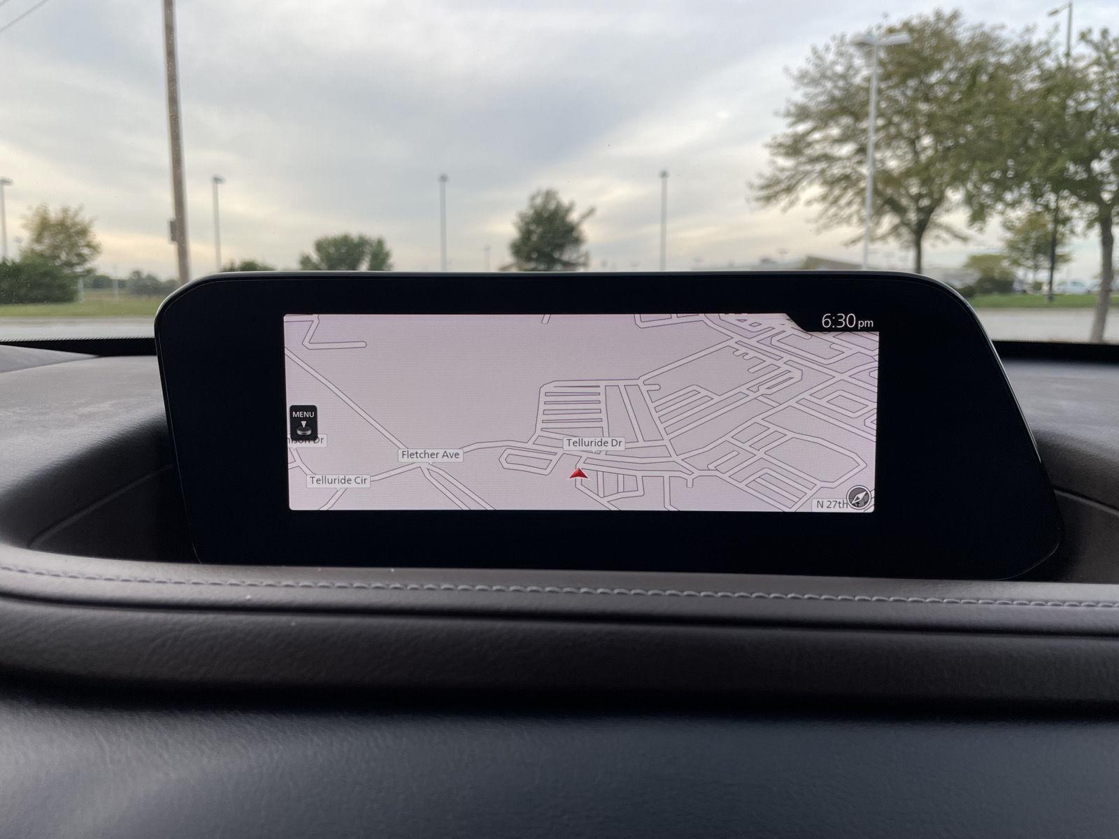 Vehicle photo 23