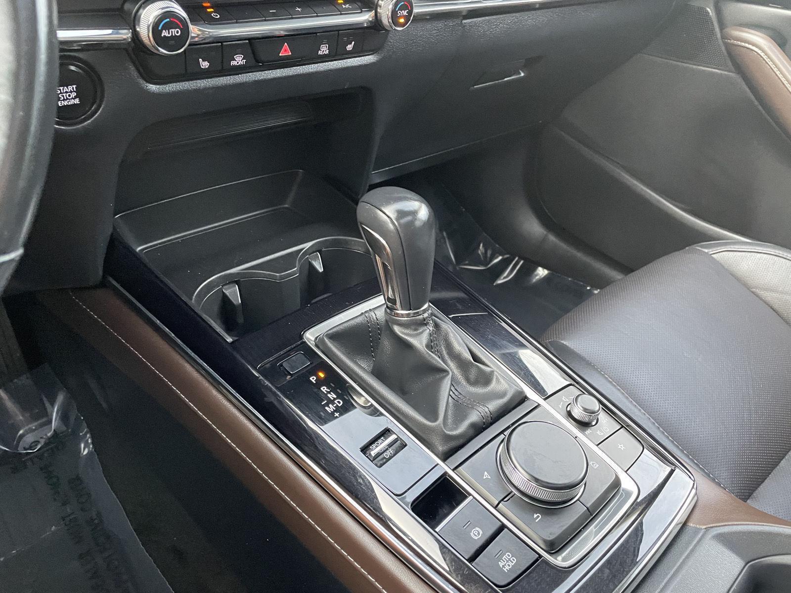 Vehicle photo 27