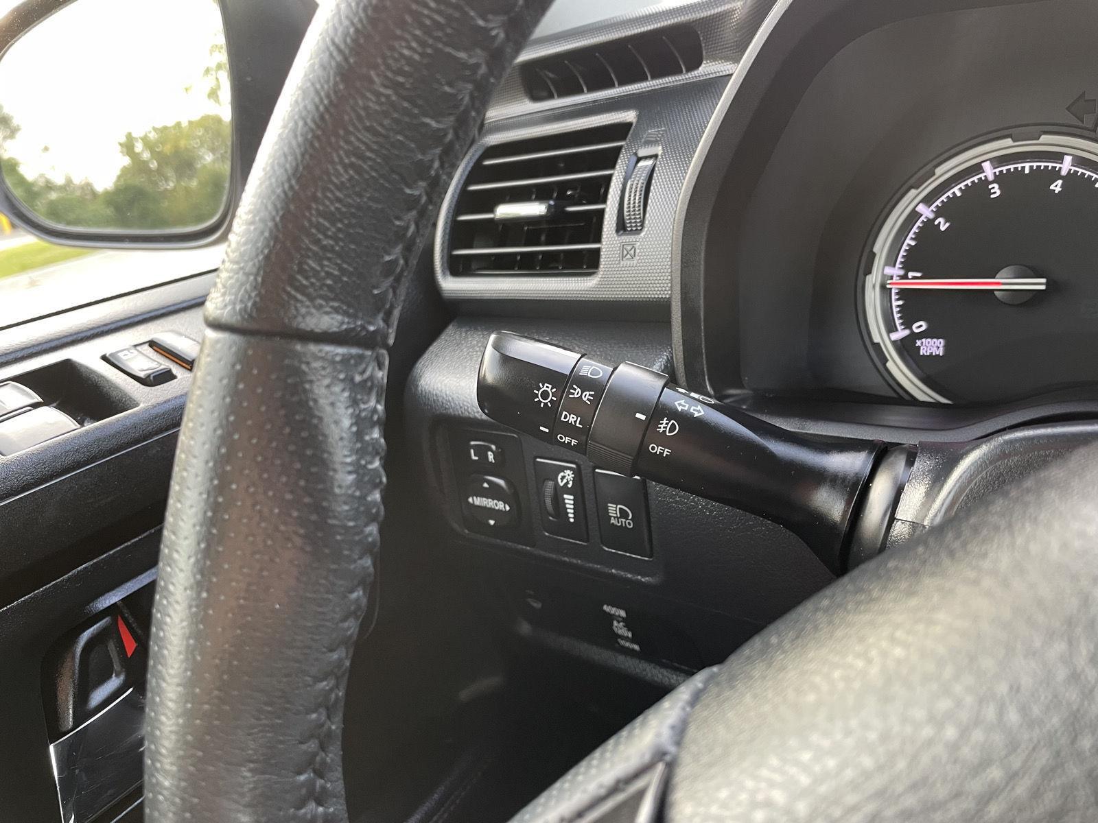 Vehicle photo 16