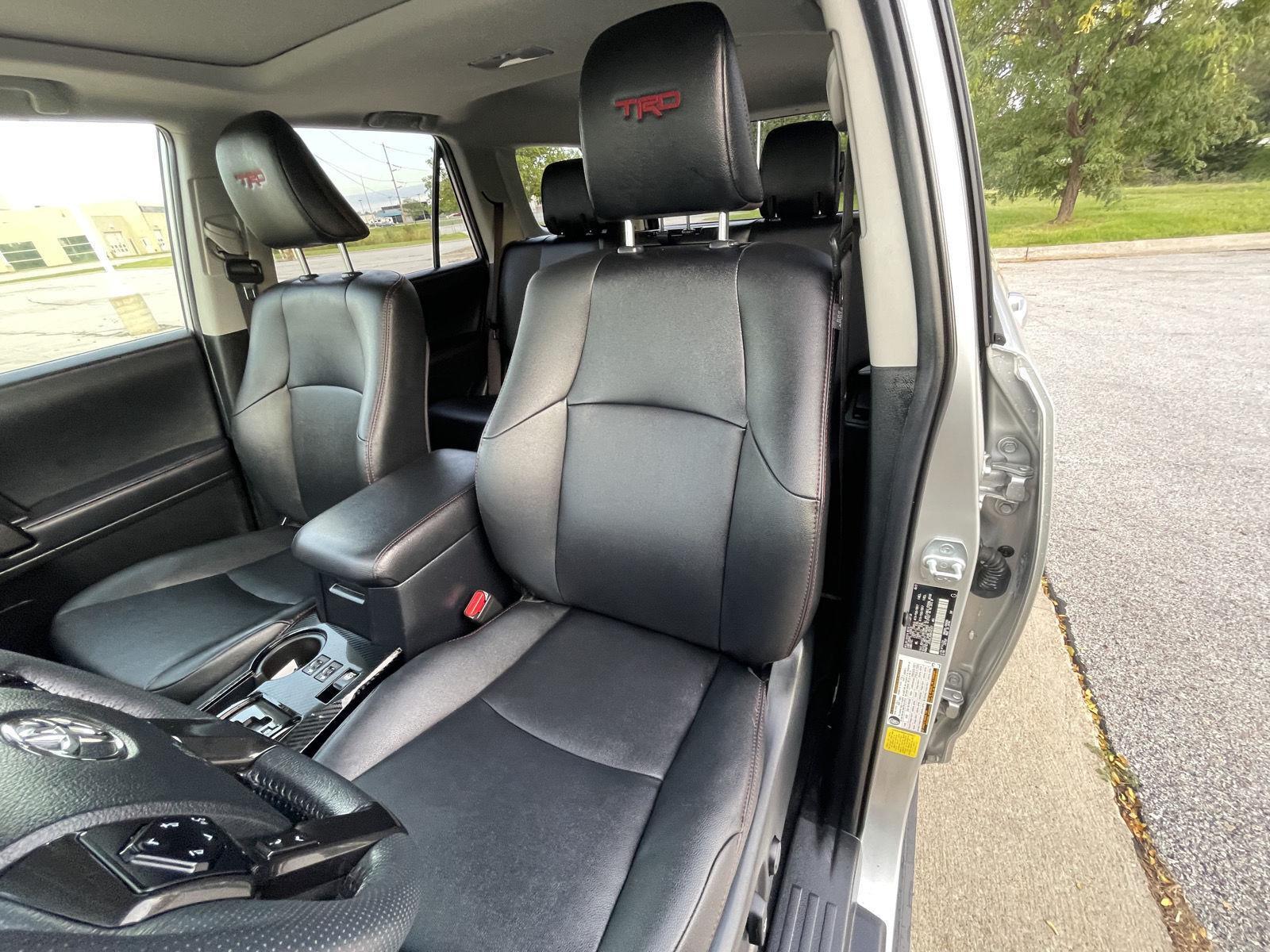 Vehicle photo 18