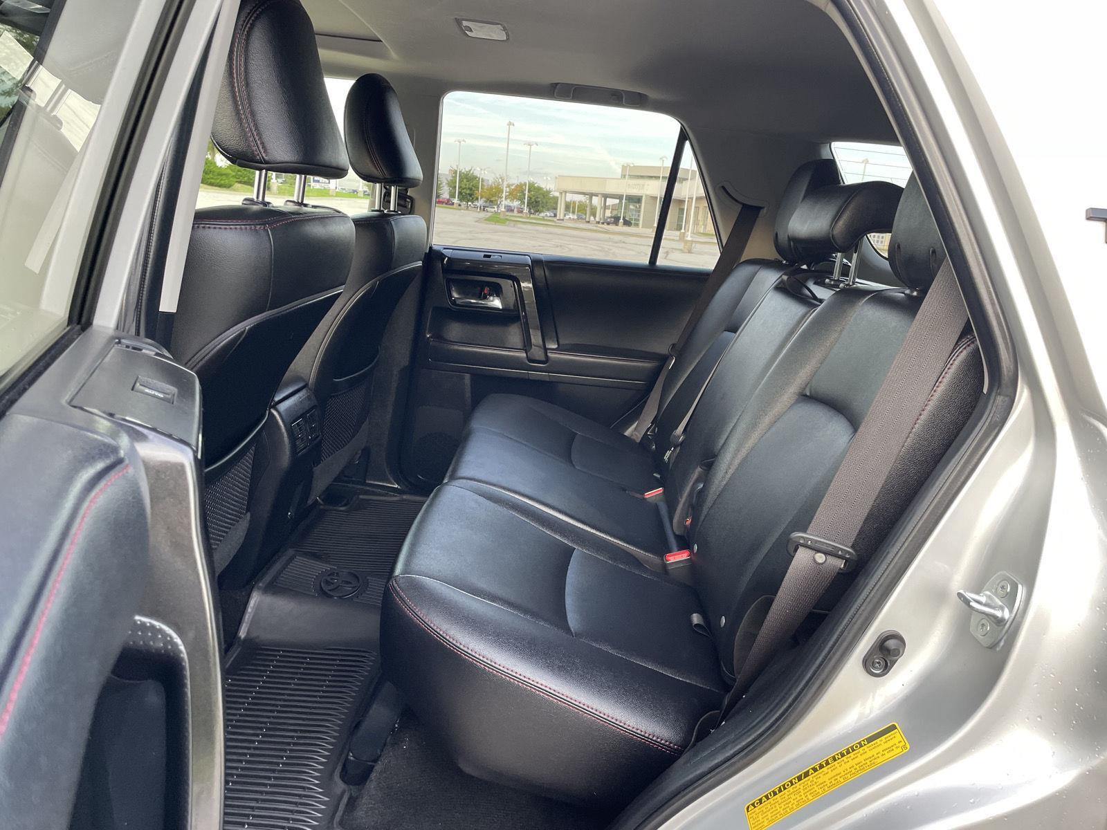 Vehicle photo 20
